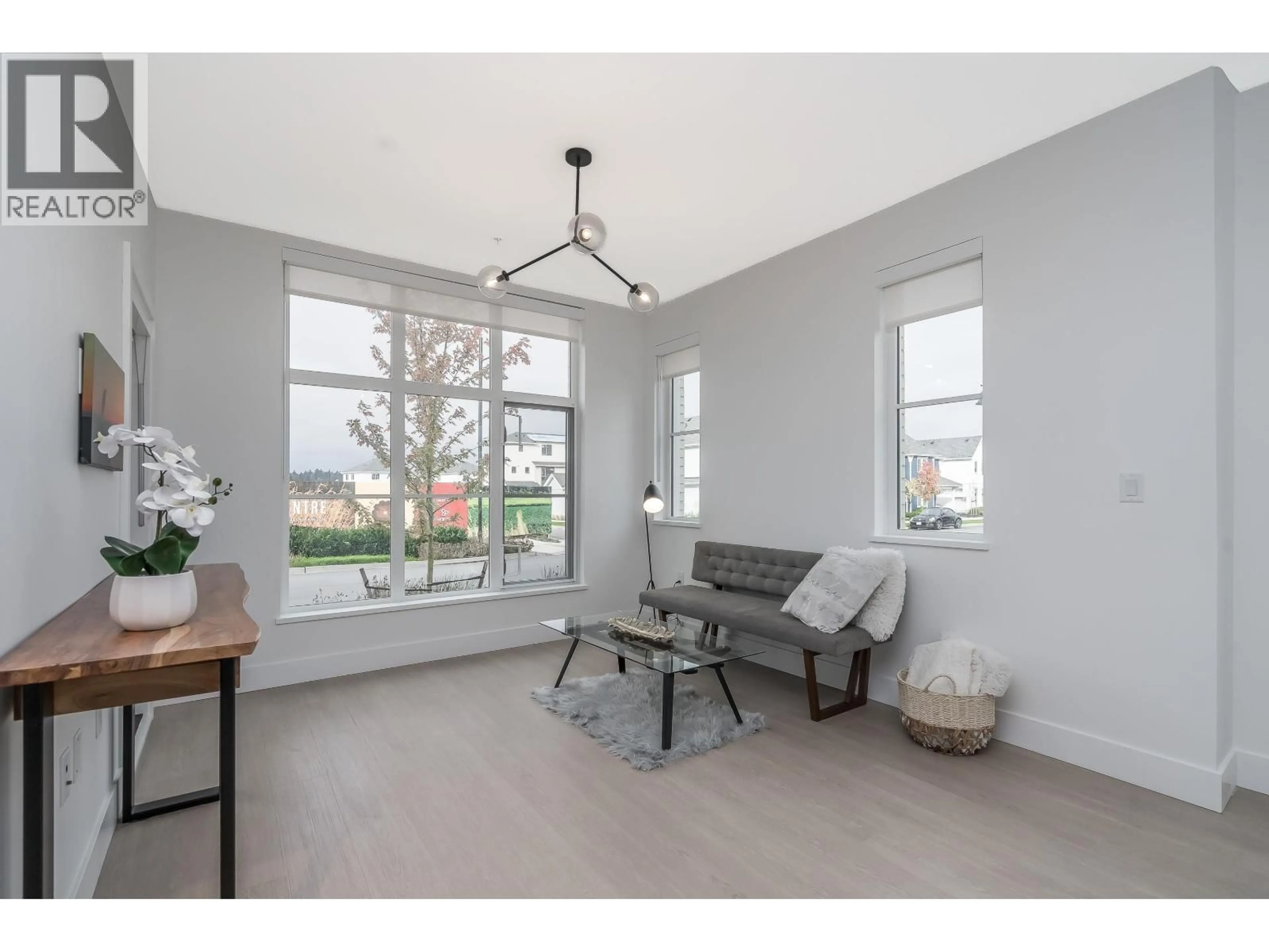 Living room with furniture, unknown for 102 - 320 RIDGE STREET, Delta British Columbia V4L0B5