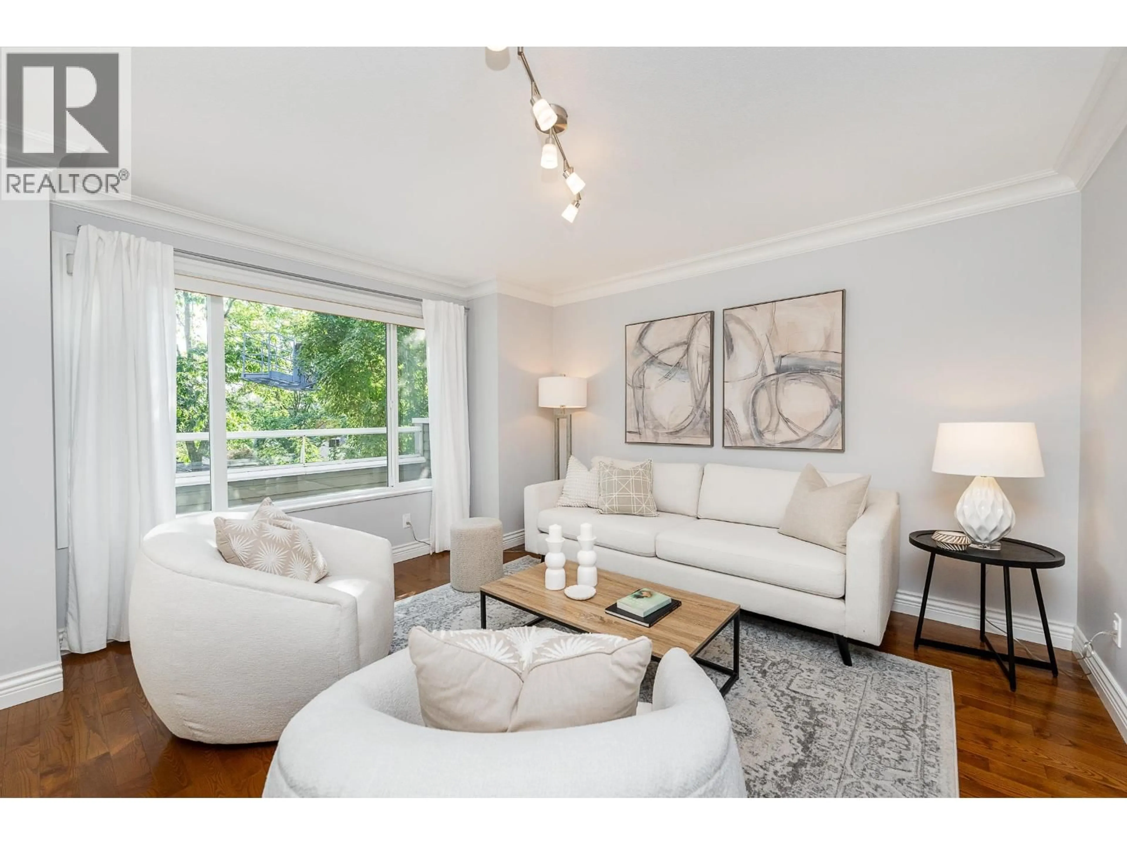 Living room with furniture, wood/laminate floor for 4 - 181 RAVINE DRIVE, Port Moody British Columbia V3H4T3