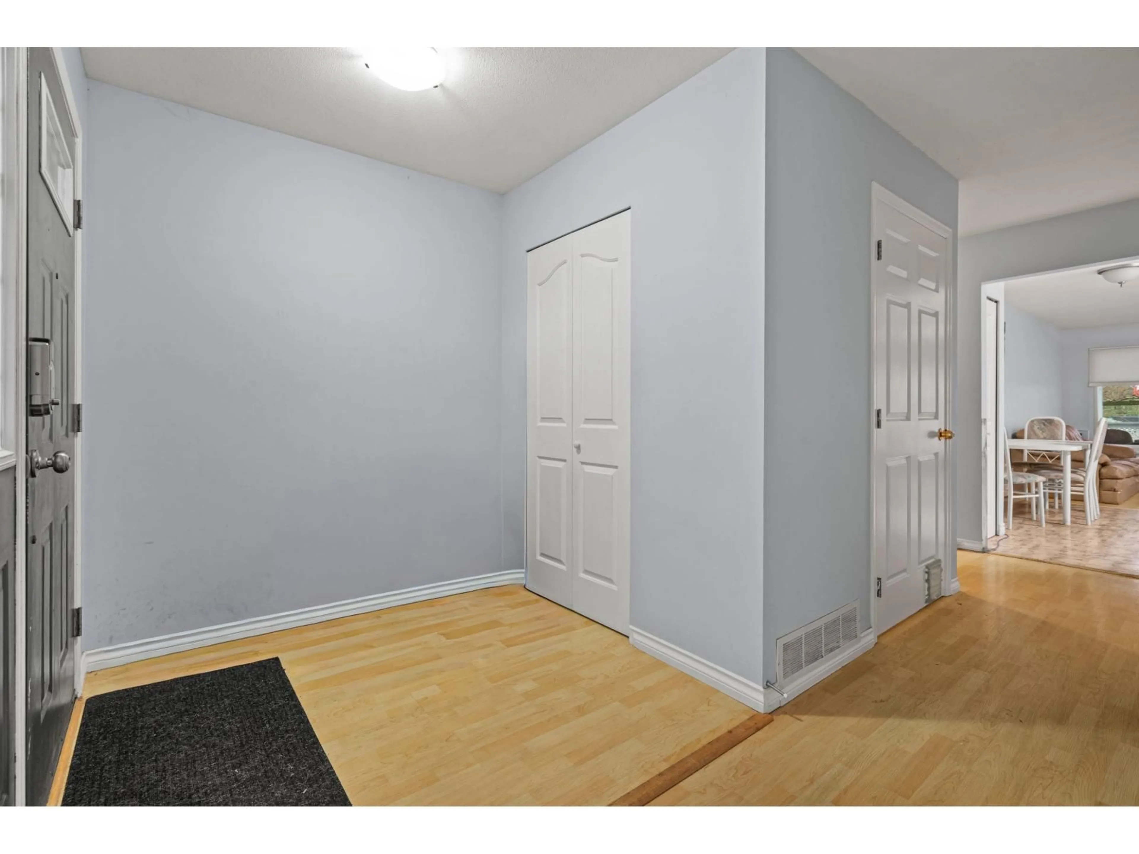 Unknown for 45812 THOMAS ROAD, Chilliwack British Columbia V2R3W9