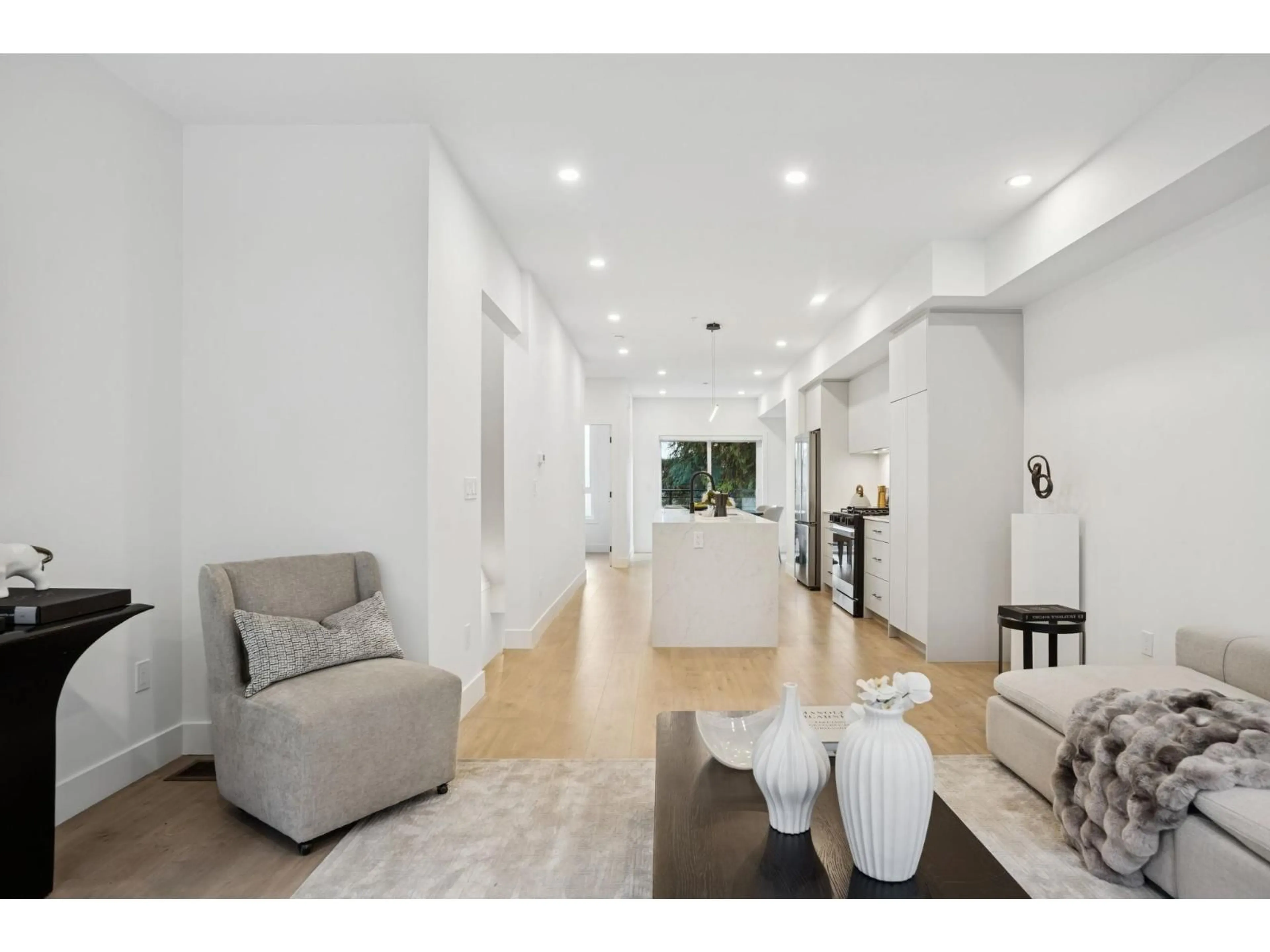 Unknown for 12 - 19667 55A AVENUE, Langley British Columbia V3A3X1