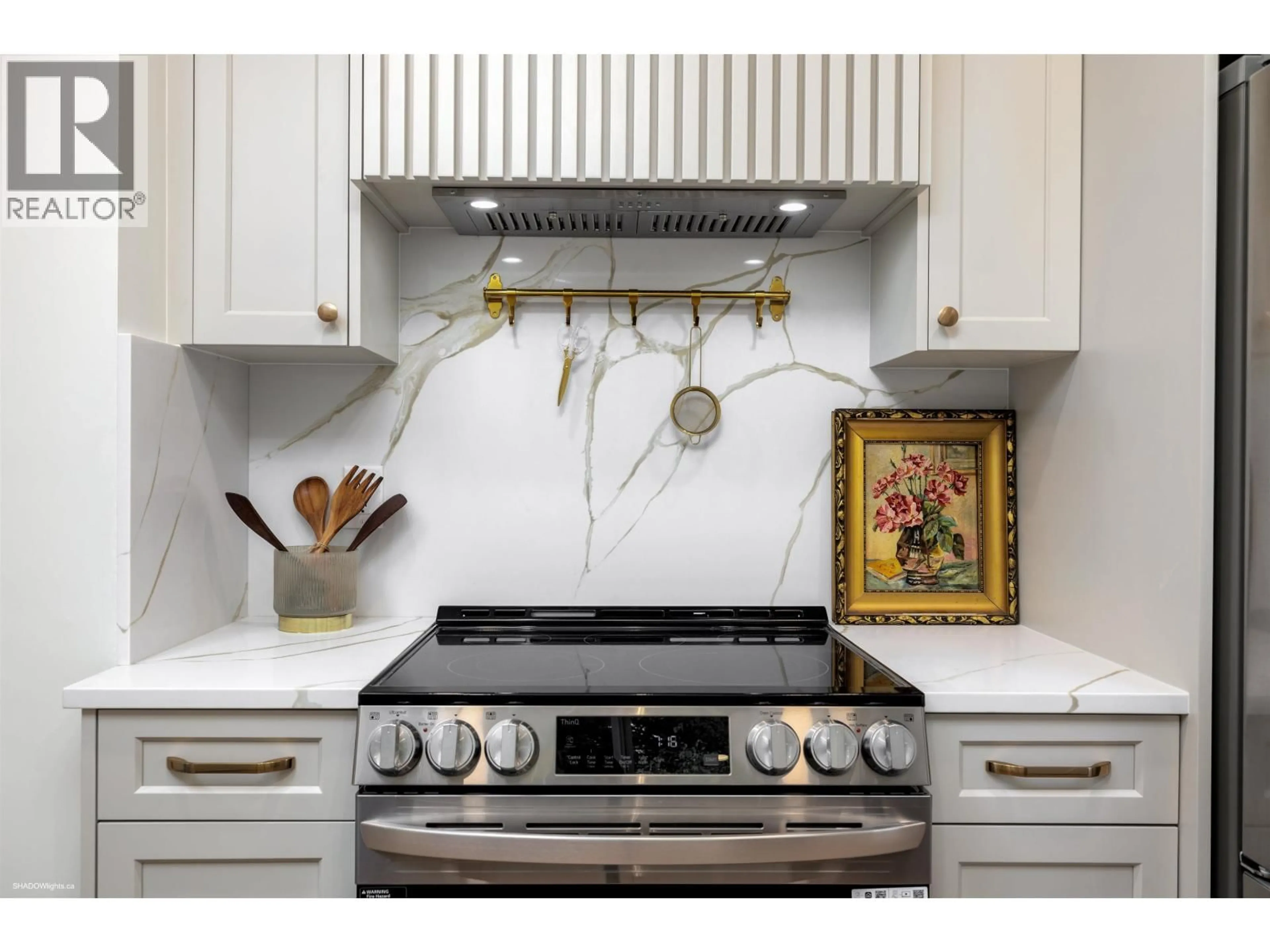 Contemporary kitchen, ceramic/tile floor for 60 53A STREET, Delta British Columbia V4M3C4
