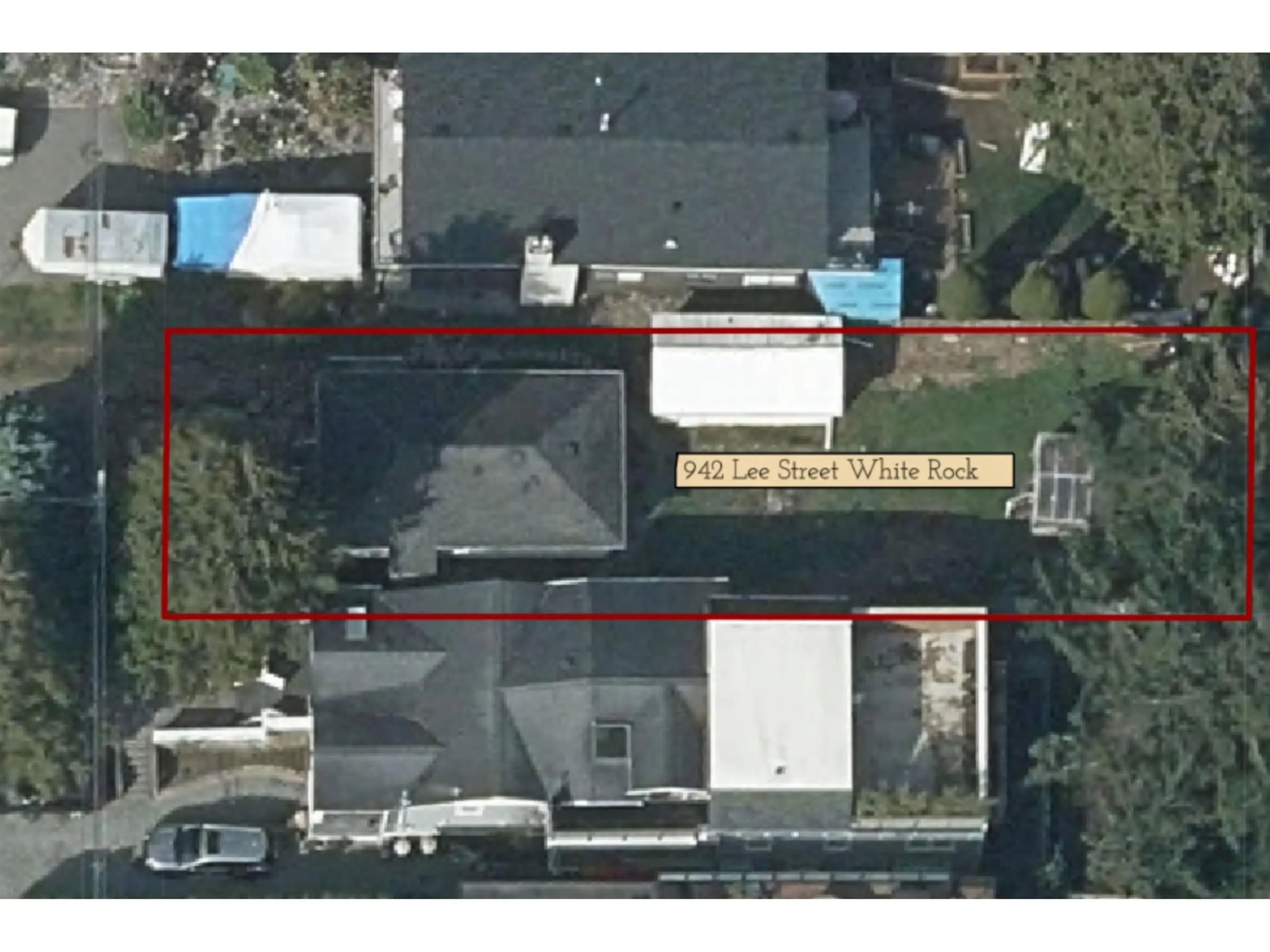 A pic from outside/outdoor area/front of a property/back of a property/a pic from drone, building for 942 LEE STREET, White Rock British Columbia V4B4N8