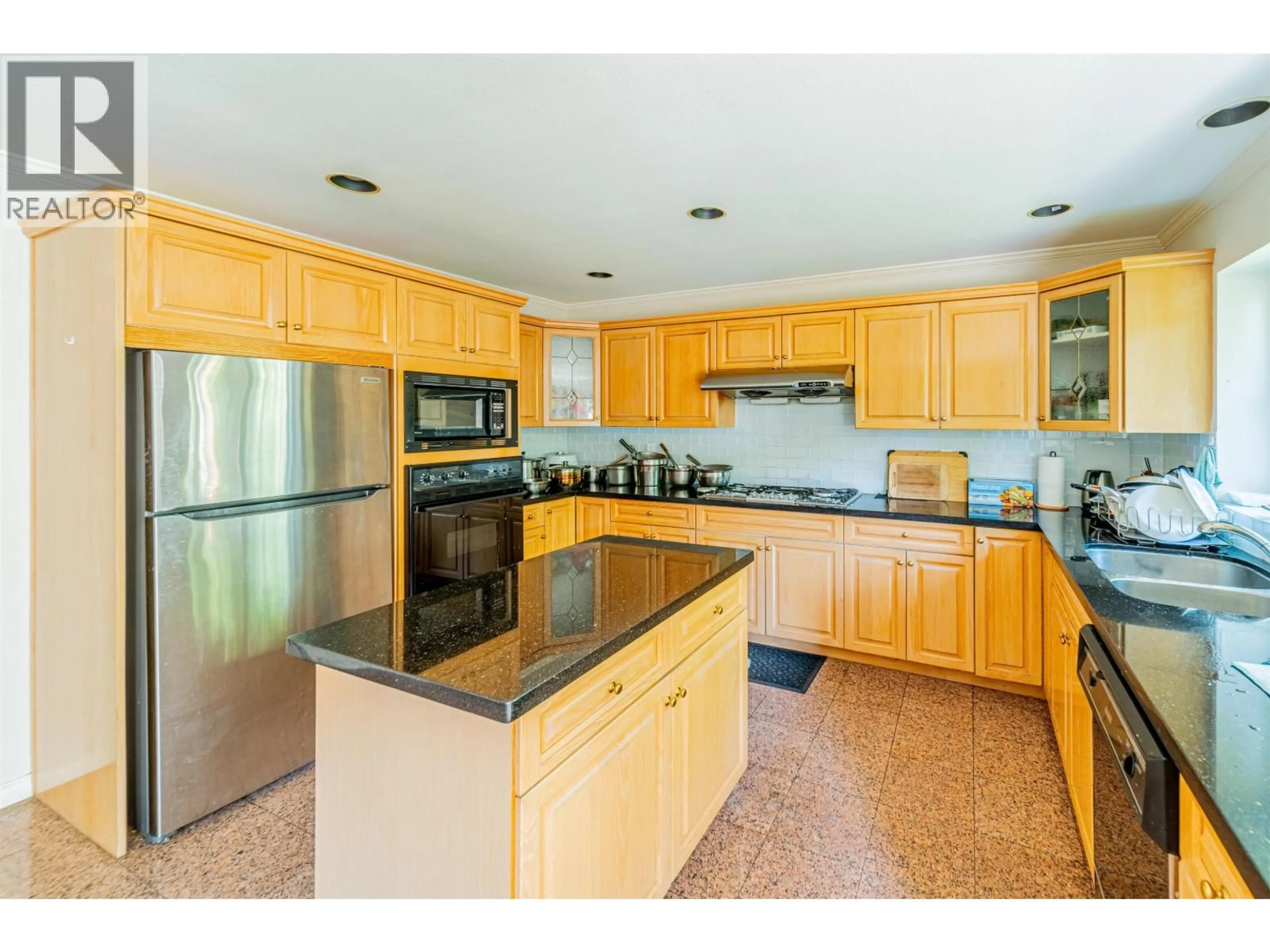 Unknown for 6660 LIVINGSTONE PLACE, Richmond British Columbia V7C5N1