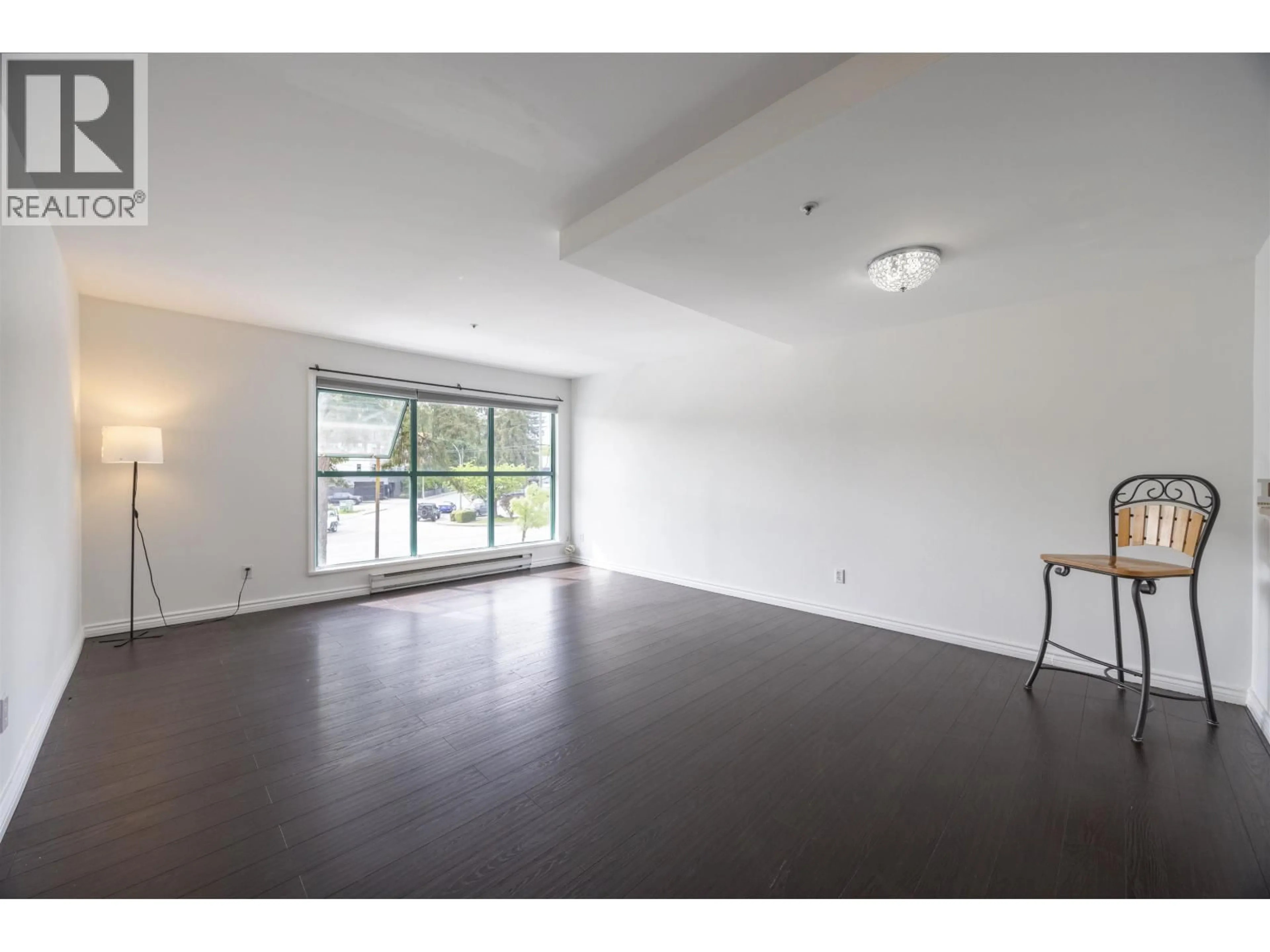 A pic of a room for 10 - 3200 WESTWOOD STREET, Port Coquitlam British Columbia V3C6C7