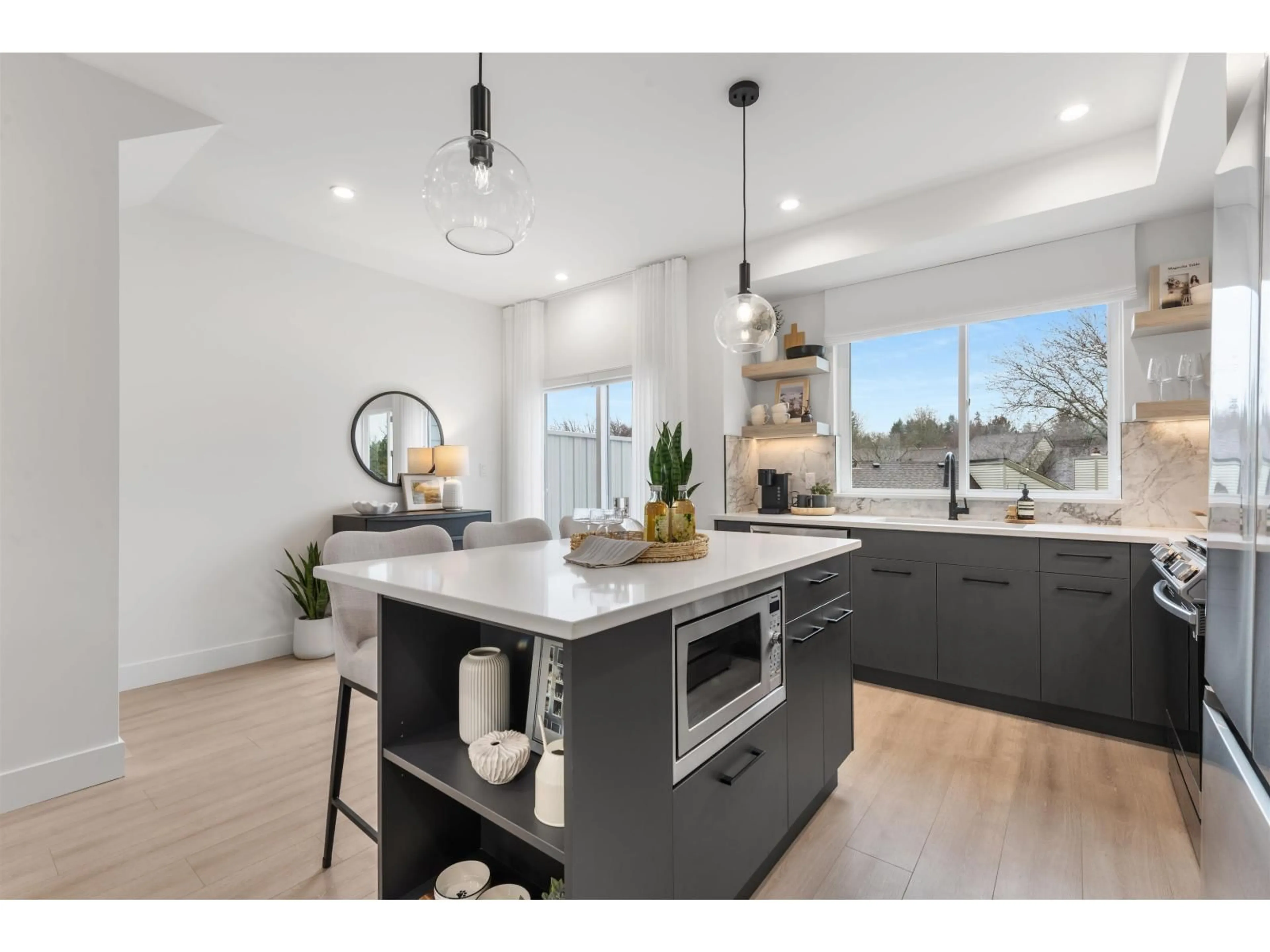 Open concept kitchen, unknown for 7 - 19330 FAIRWAY DRIVE, Surrey British Columbia V3S0B7