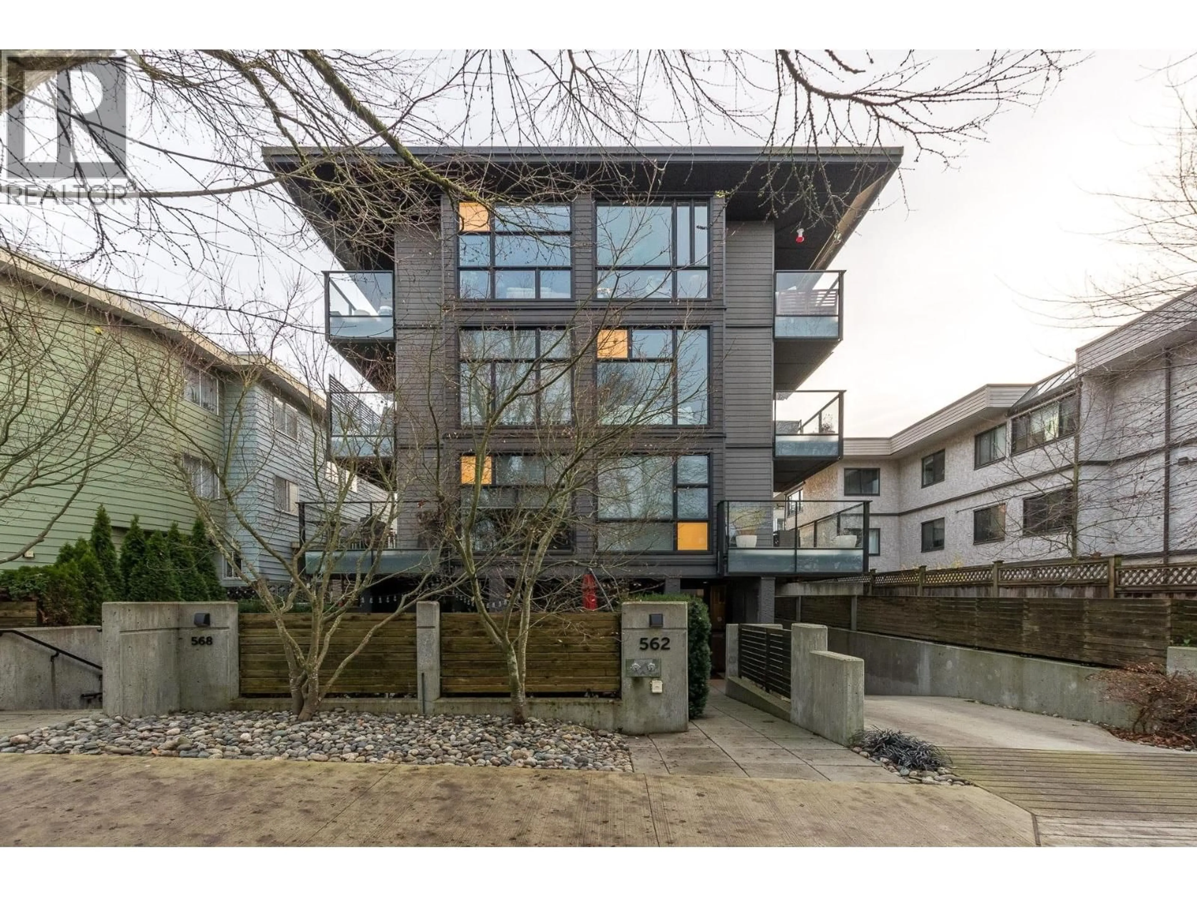 Unknown for PH1 - 562 7TH AVENUE, Vancouver British Columbia V5T1N7