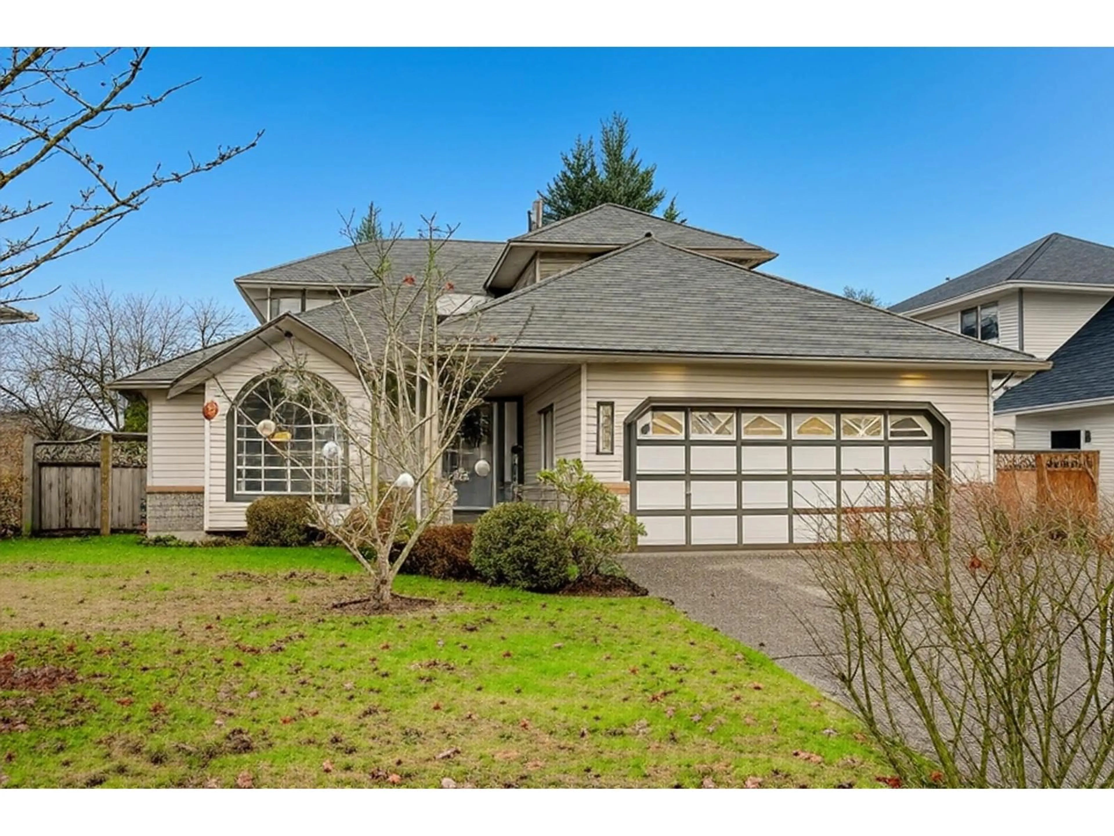 Home with vinyl exterior material, street for 18586 62 AVENUE, Surrey British Columbia V3S7R1