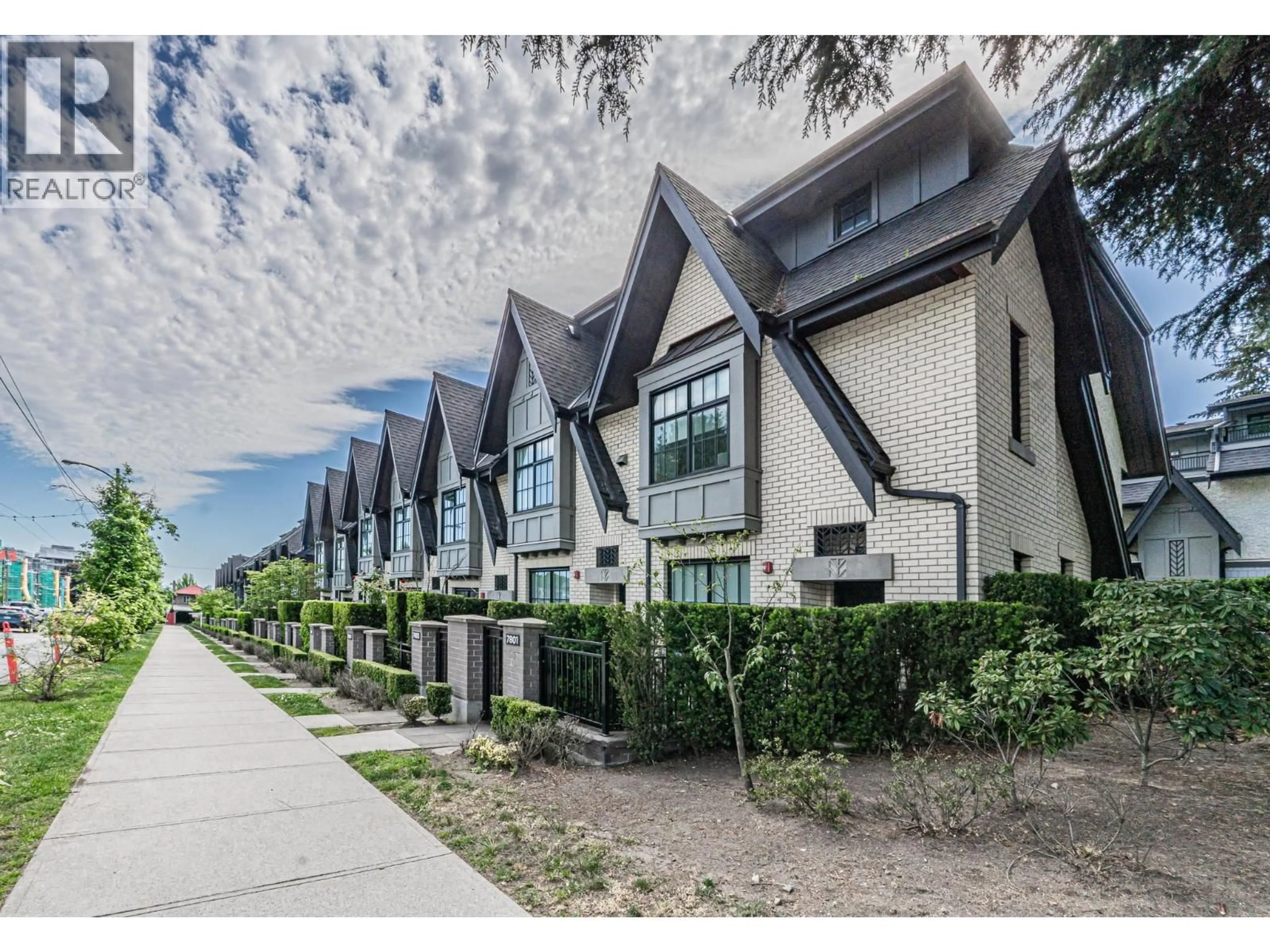 Unknown for 7903 OAK STREET, Vancouver British Columbia V6P4A6