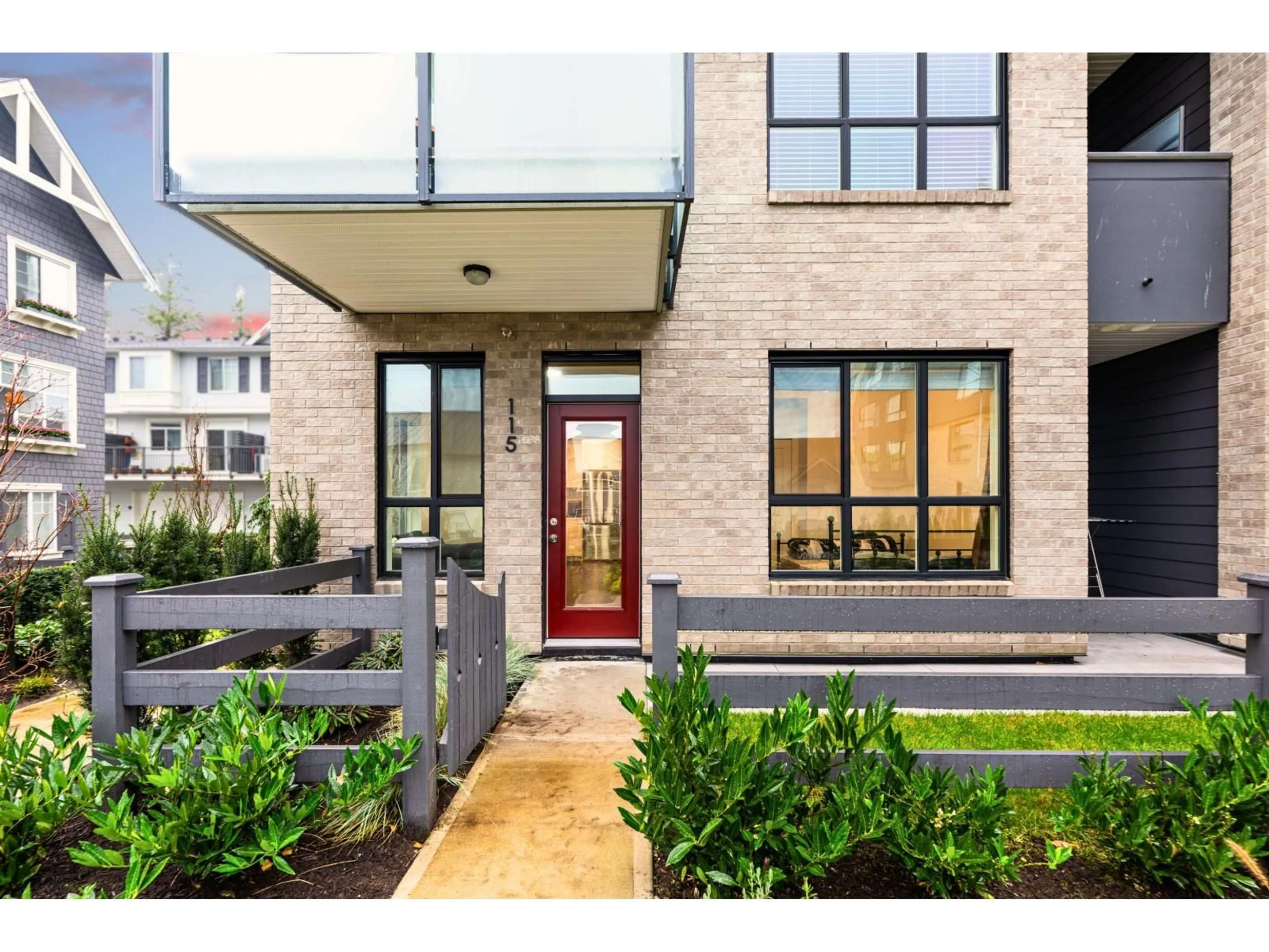 Home with brick exterior material, street for 115 - 15738 85 AVENUE, Surrey British Columbia V4N6W6