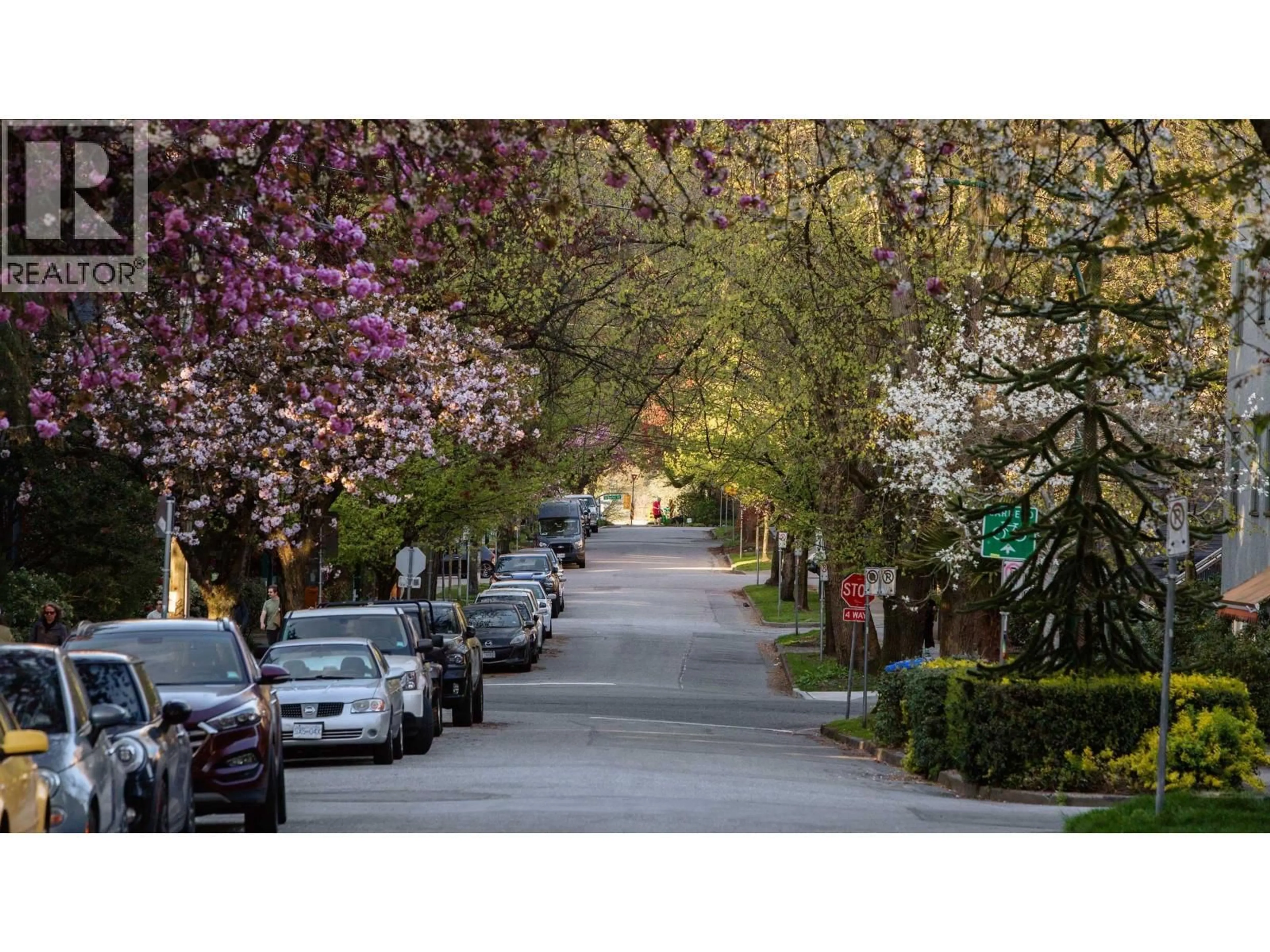 Blurry image for 201 - 1535 NELSON STREET, Vancouver British Columbia V6G1M2