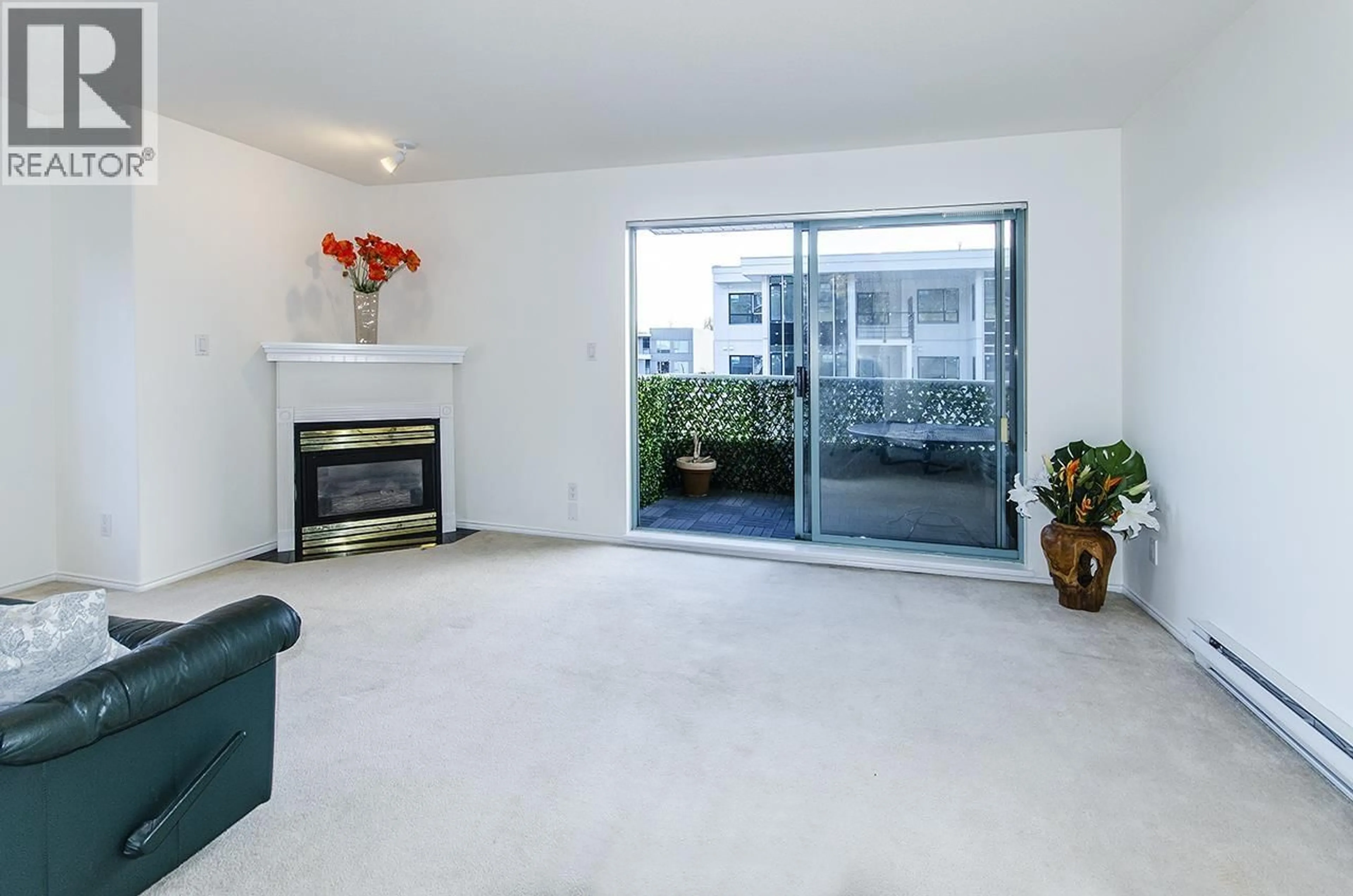 Unknown for 206 - 1085 17TH STREET, North Vancouver British Columbia V7P3R3