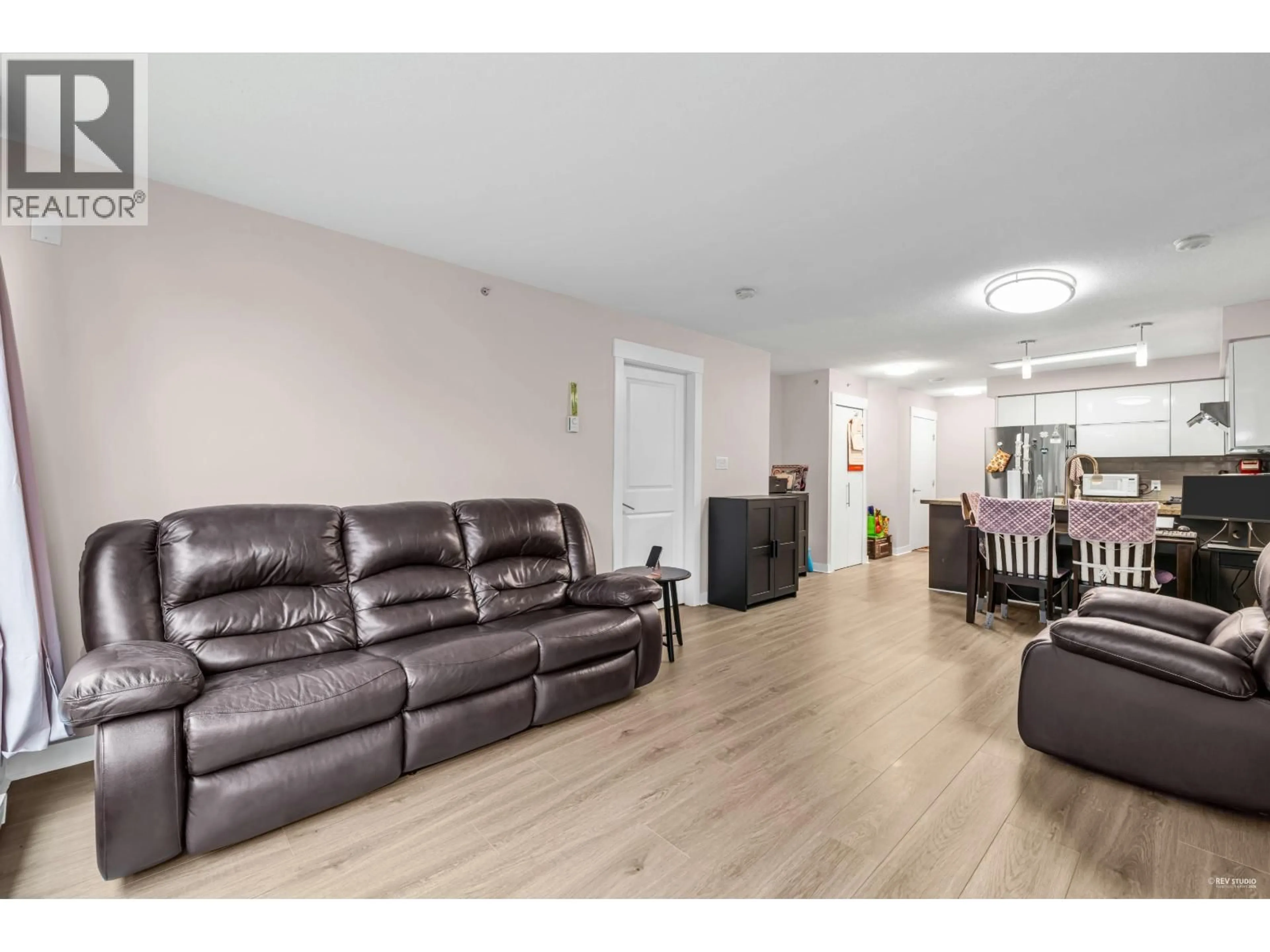 Living room with furniture, unknown for 509 - 6733 BUSWELL STREET, Richmond British Columbia V6Y0E3