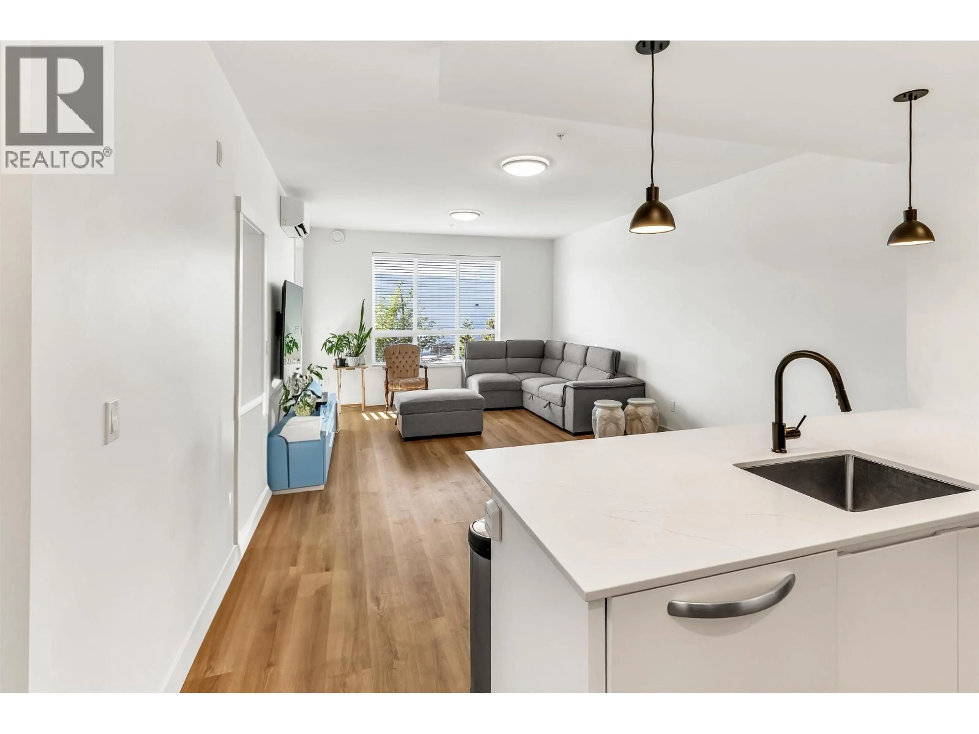Open concept kitchen, unknown for 2206 - 2180 KELLY AVENUE, Port Coquitlam British Columbia V3C3S6