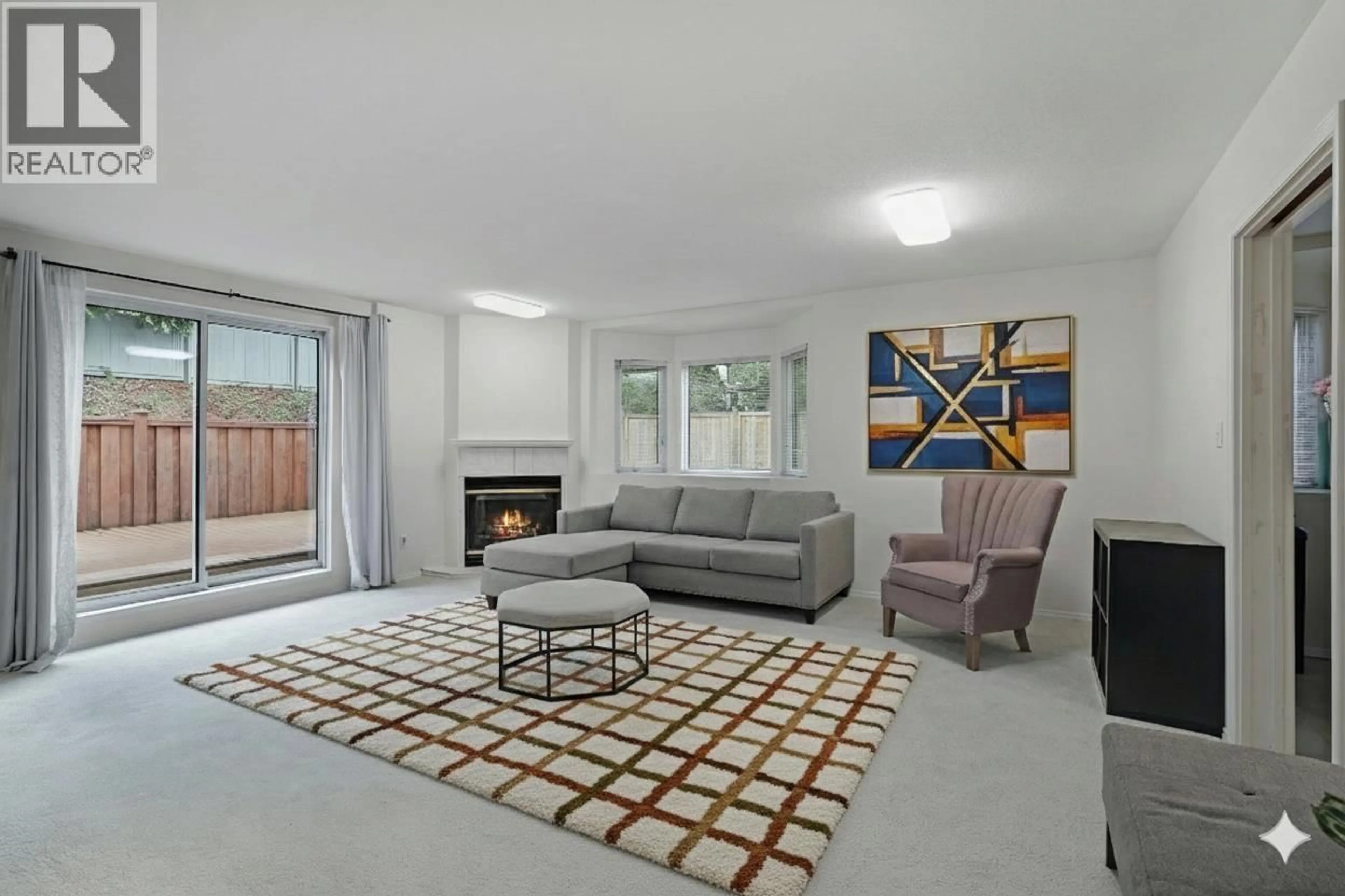 Living room with furniture, unknown for 5 - 7901 13TH AVENUE, Burnaby British Columbia V3N2E8