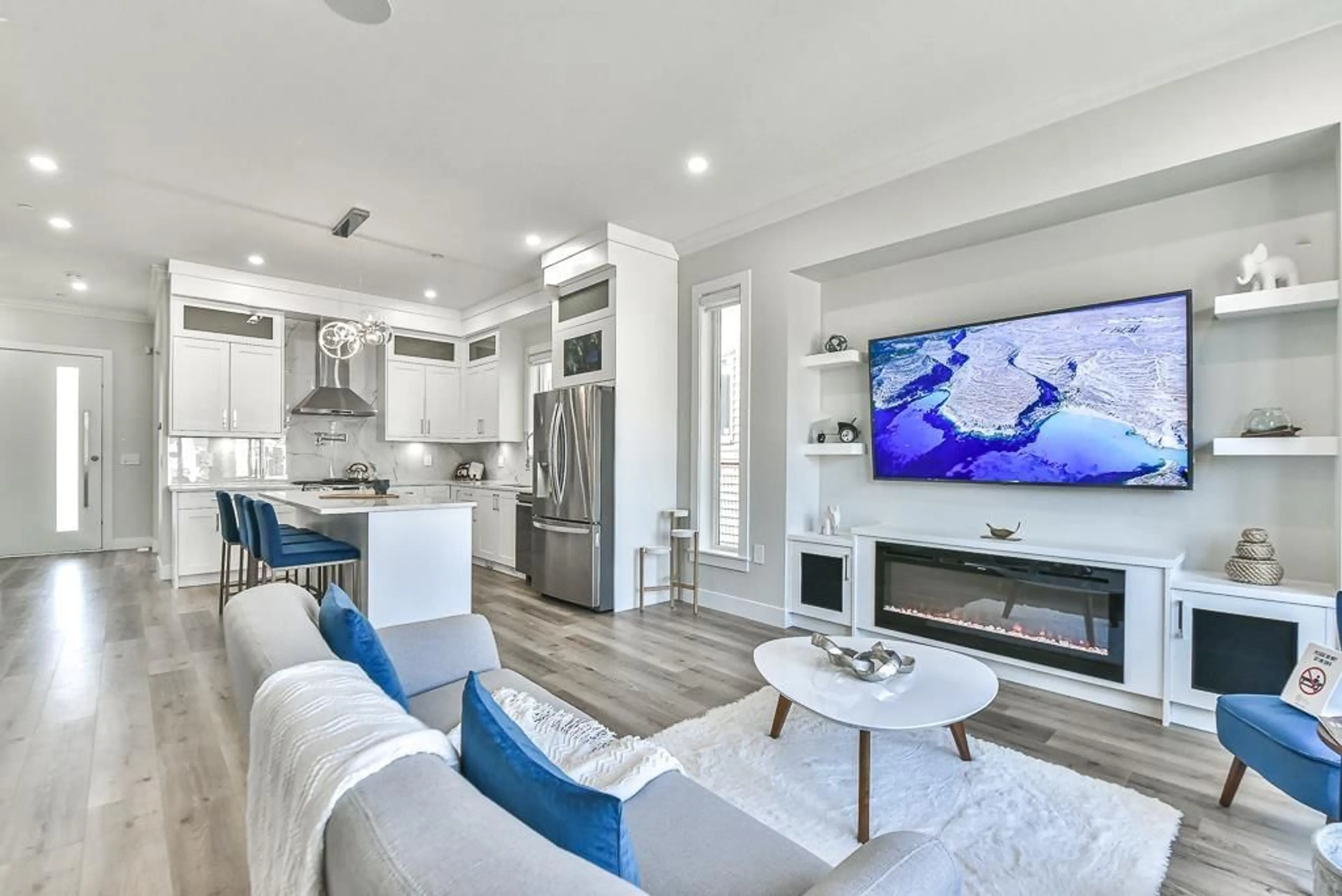 Unknown for 7422 196 STREET, Langley British Columbia V3A7X8