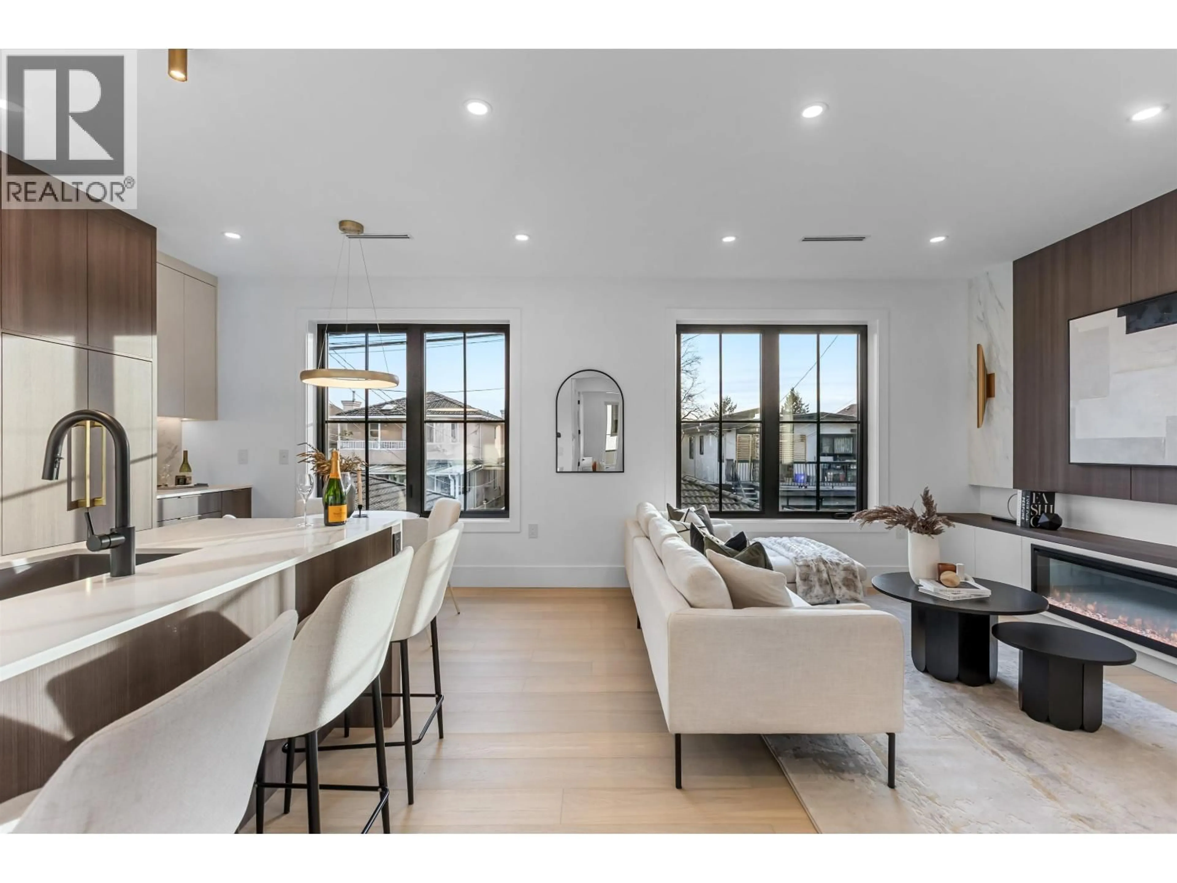 Open concept kitchen, unknown for 544 46TH AVENUE, Vancouver British Columbia V5W2A3