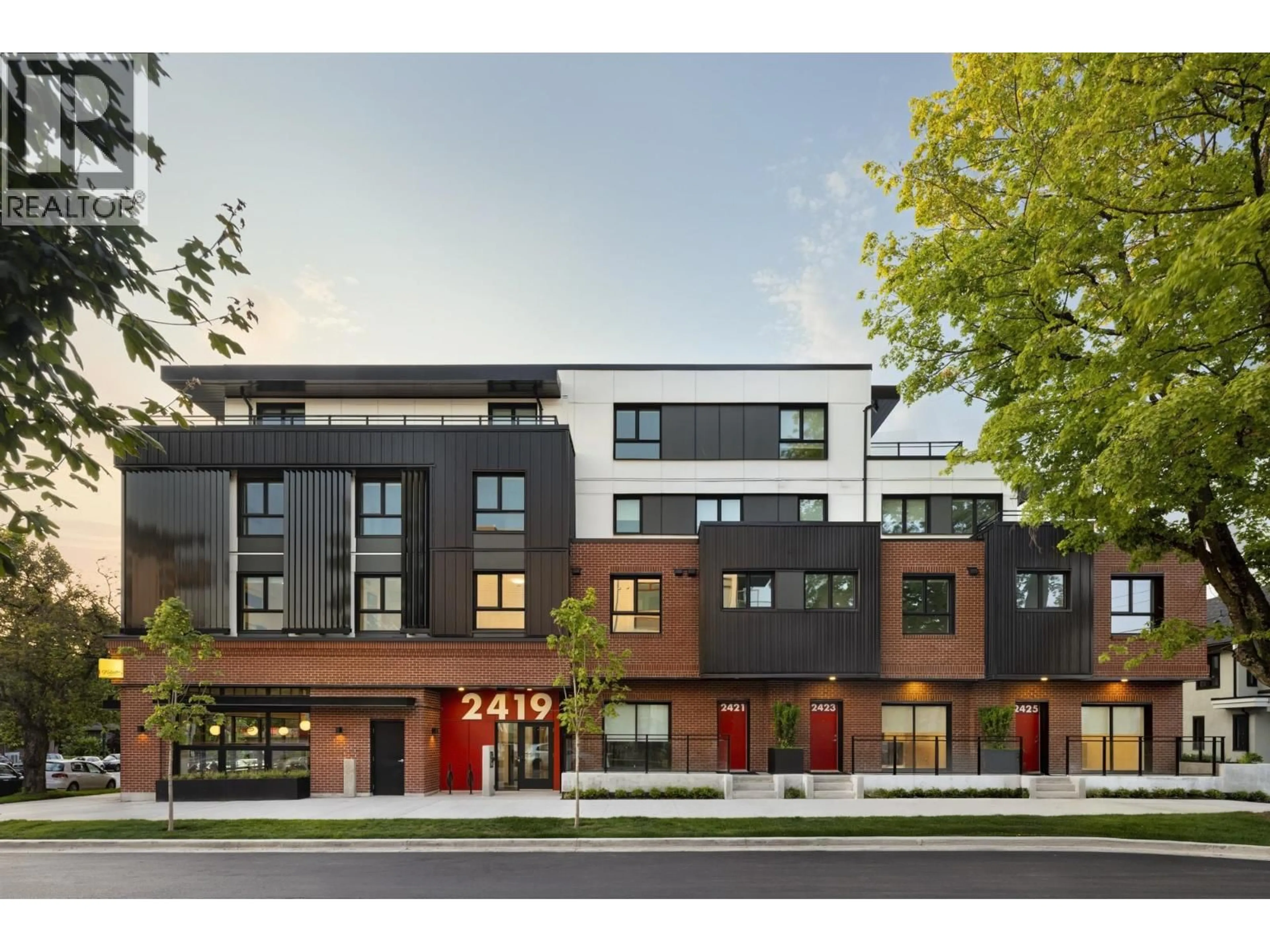 Home with brick exterior material, street for 303 - 2419 GRANT STREET, Vancouver British Columbia V5K3G5