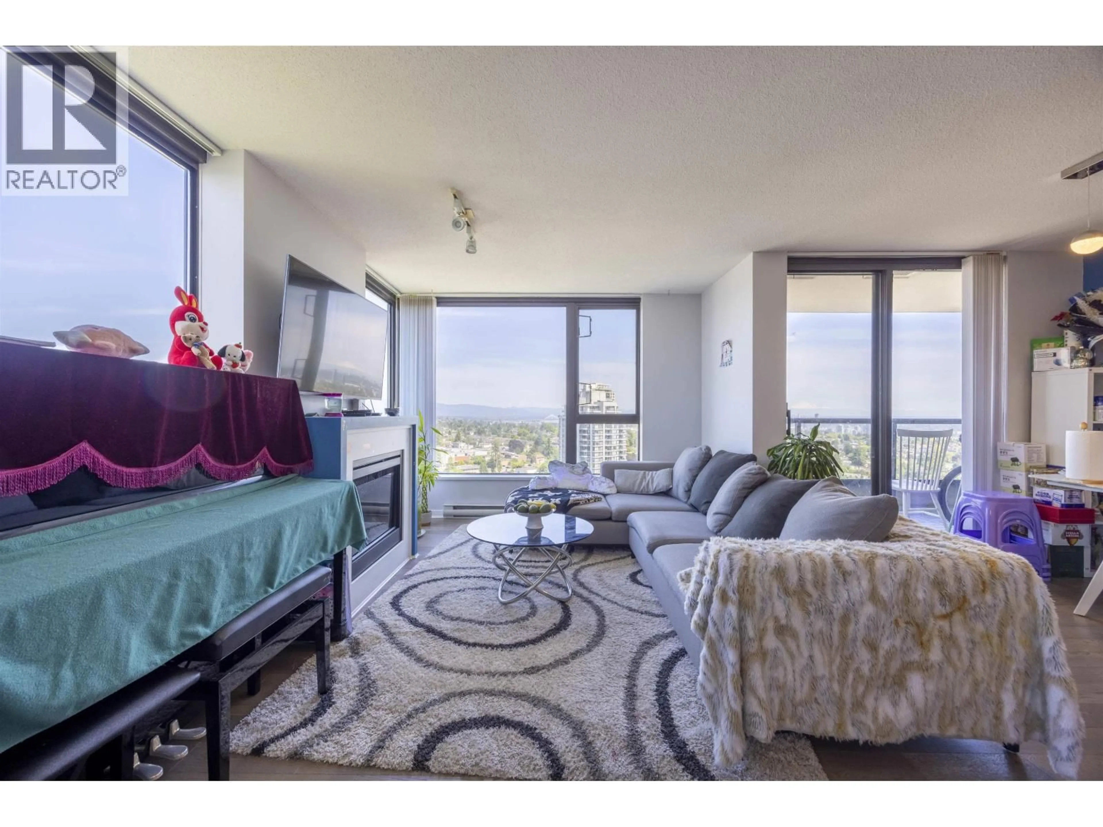 Living room with furniture, unknown for 2103 - 7063 HALL AVENUE, Burnaby British Columbia V5E0A5