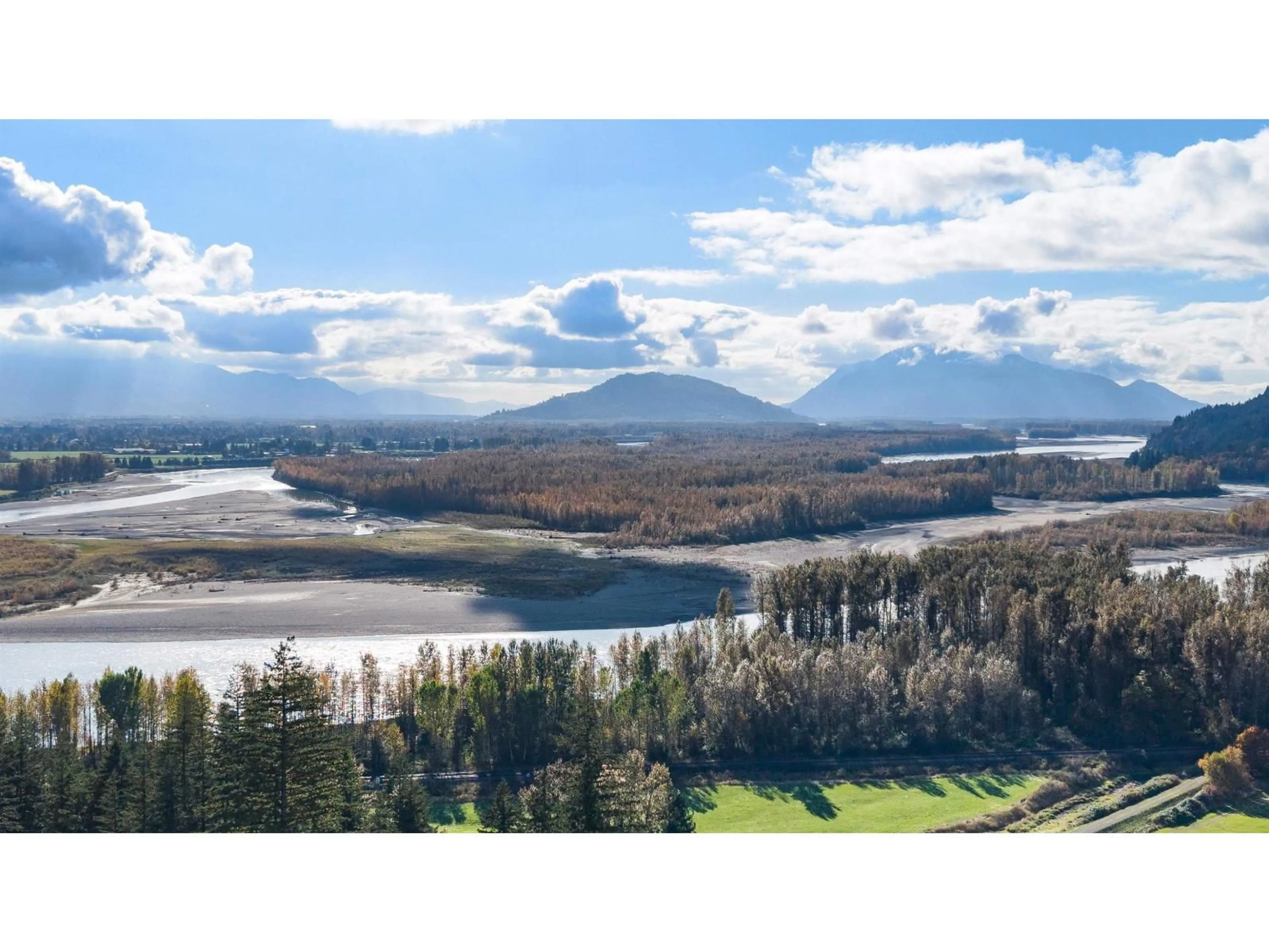 A pic from outside/outdoor area/front of a property/back of a property/a pic from drone, water/lake/river/ocean view for 36 - 1928 WOODSIDE BOULEVARD, Agassiz British Columbia V0M1A1