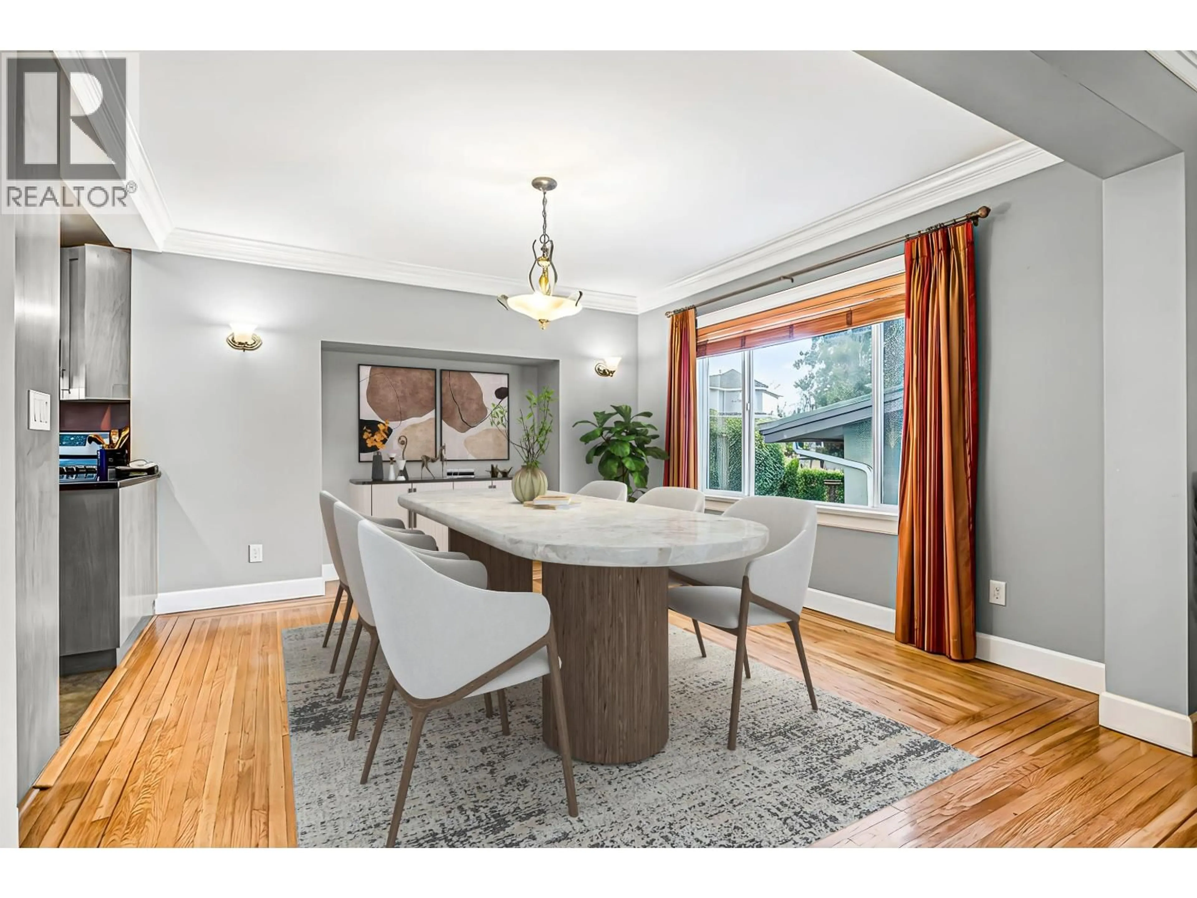 Dining room, wood/laminate floor for 2050 SPERLING AVENUE, Burnaby British Columbia V5B4K5