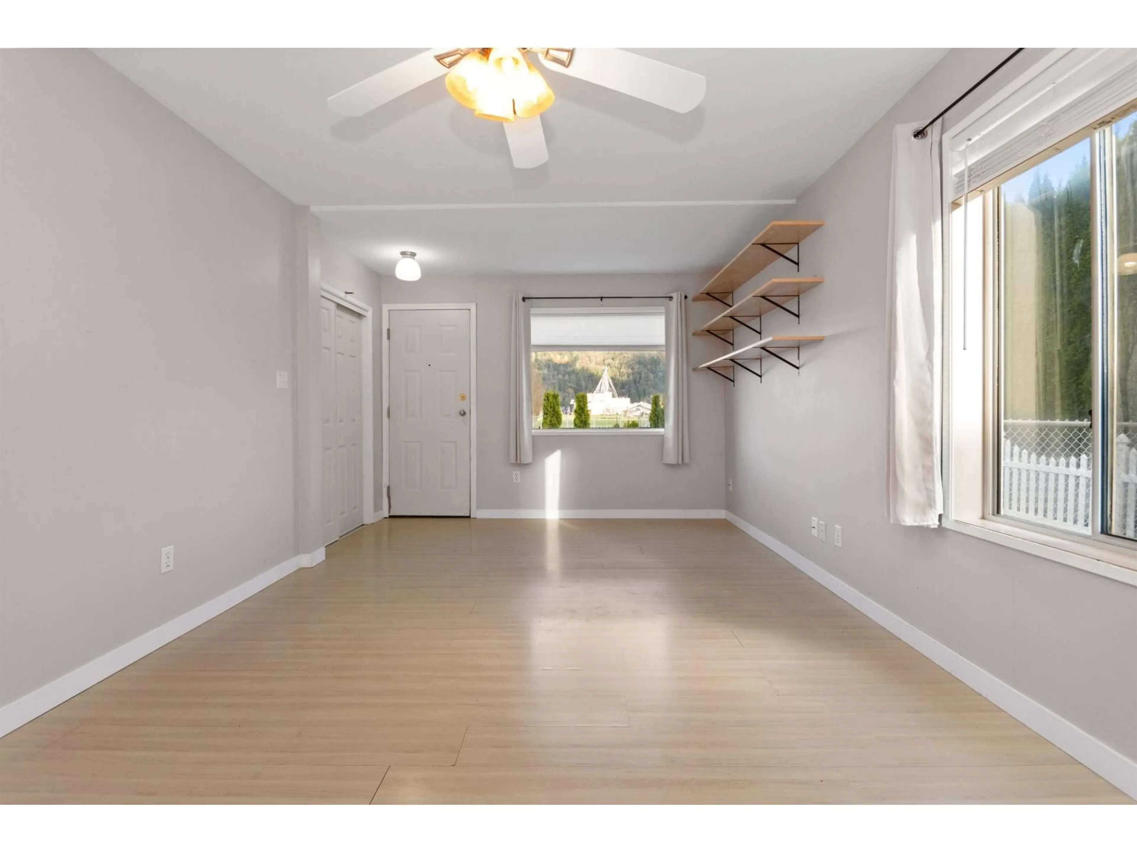 A pic of a room for 6882 LOUGHEED HIGHWAY, Agassiz British Columbia V0M1A1