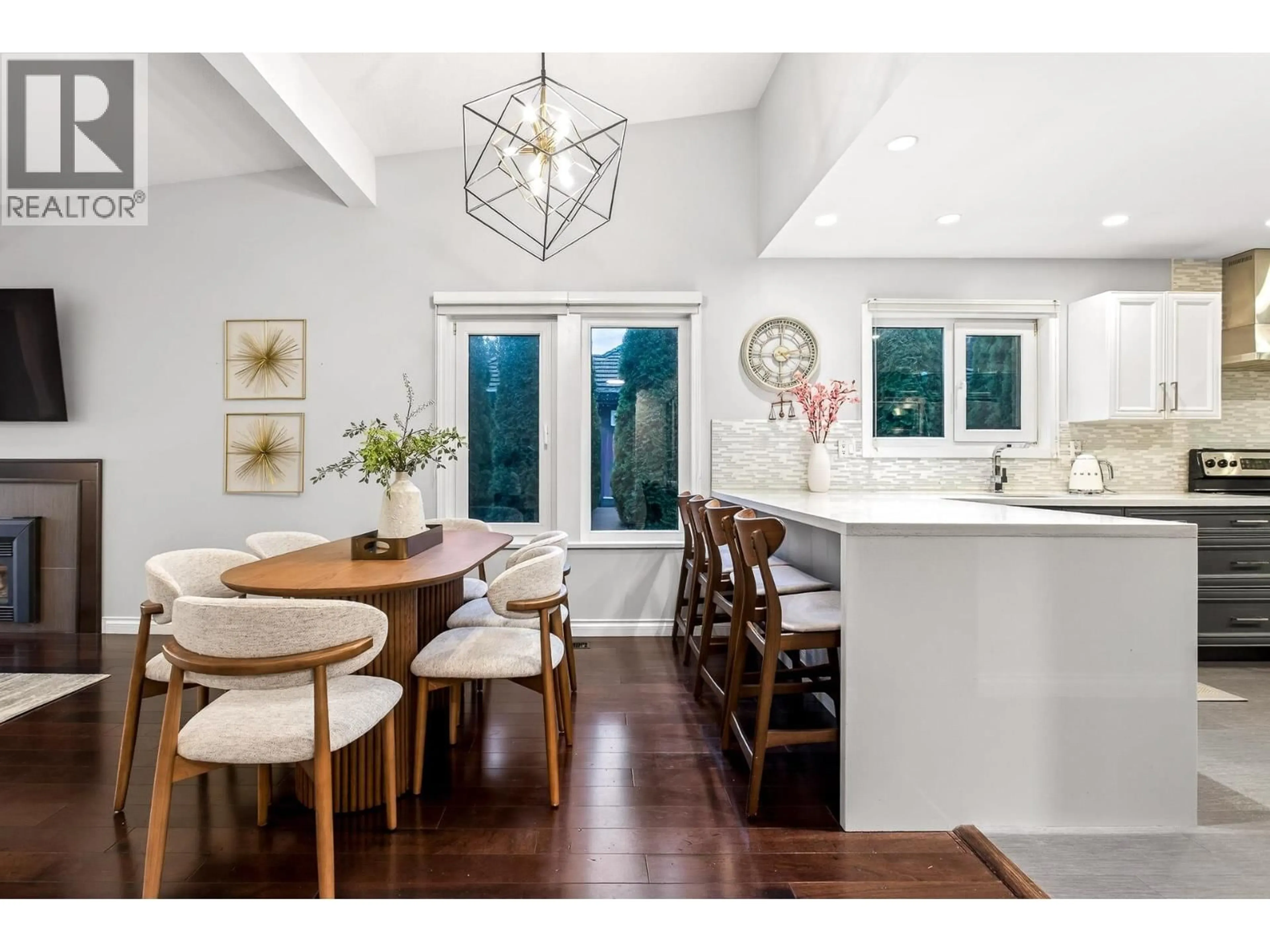 Open concept kitchen, unknown for 1614 LYNN VALLEY ROAD, North Vancouver British Columbia V7J2B4