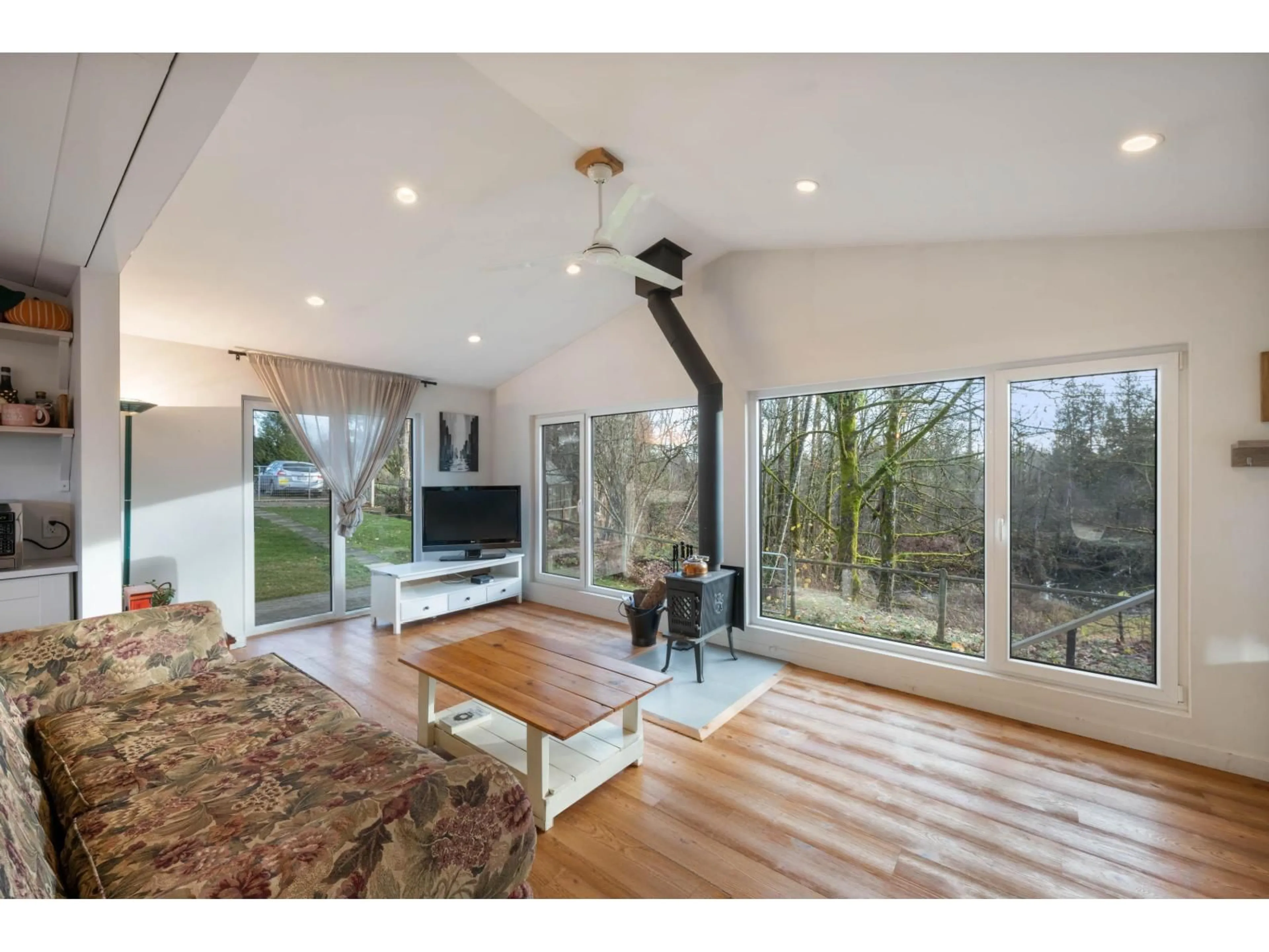 Unknown for 6271 272 STREET, Langley British Columbia V4W1P6