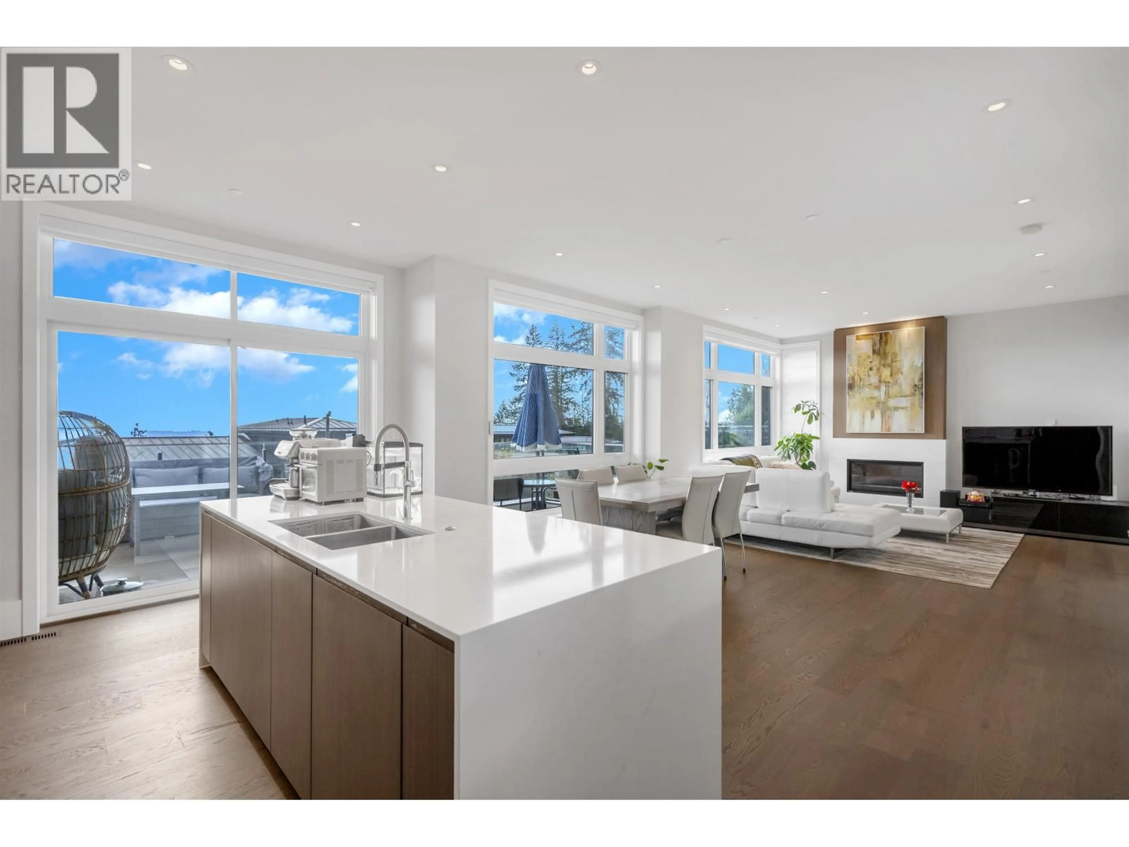 Open concept kitchen, unknown for 2997 BURFIELD PLACE, West Vancouver British Columbia V7S0A9