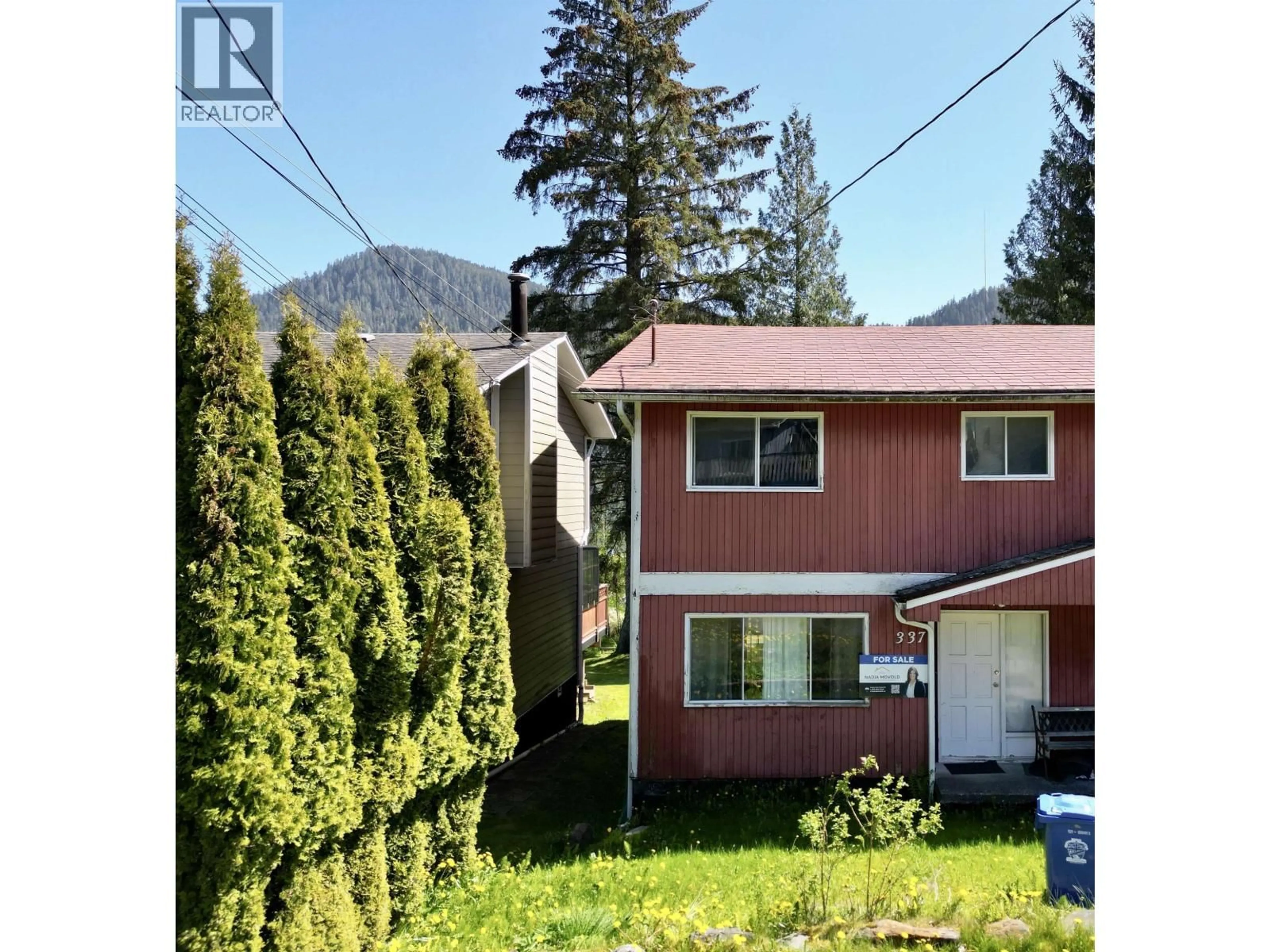 A pic from outside/outdoor area/front of a property/back of a property/a pic from drone, street for 337 8TH AVENUE, Prince Rupert British Columbia V8J4B4