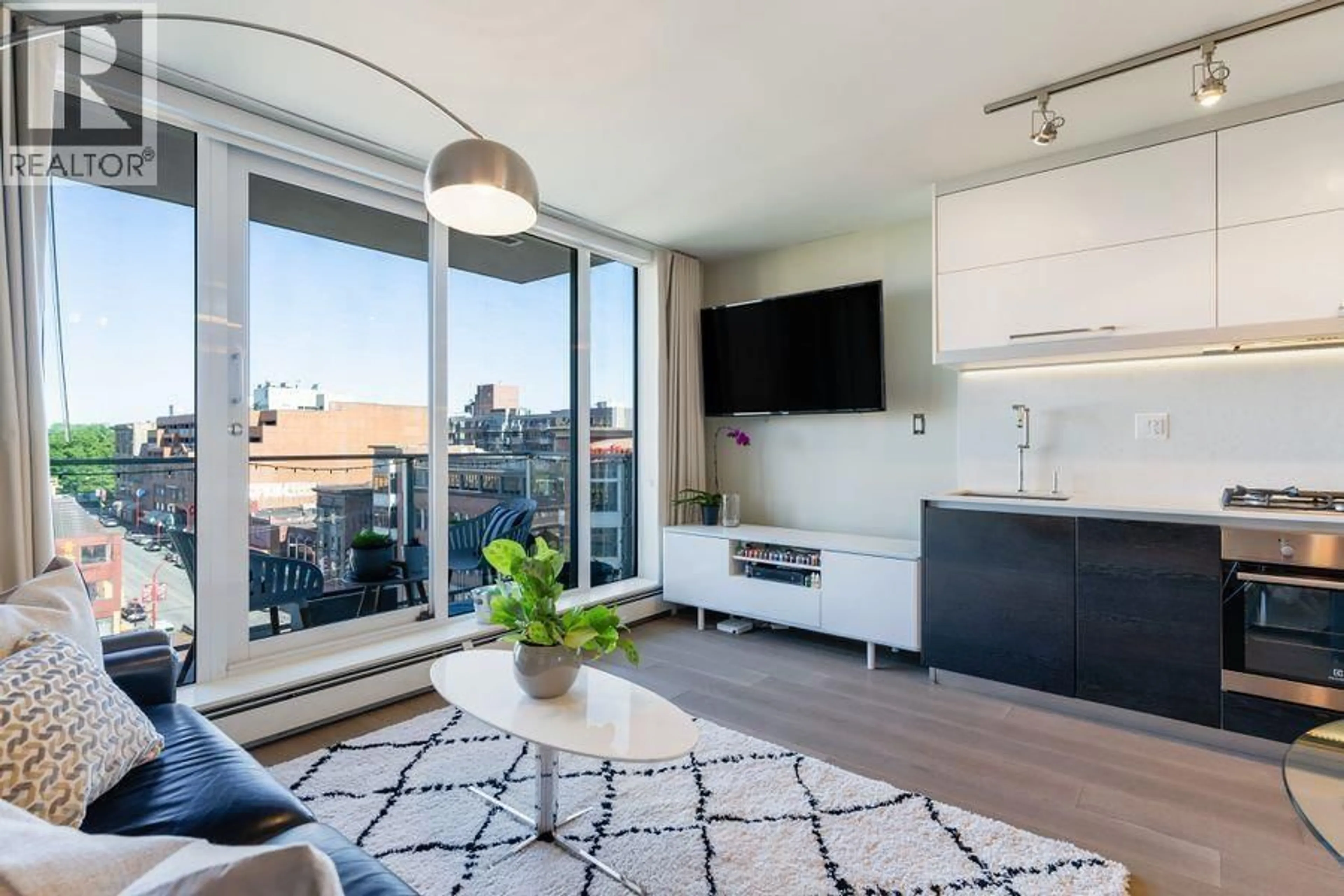 Living room with furniture, unknown for 910 - 189 KEEFER STREET, Vancouver British Columbia V6A0C8