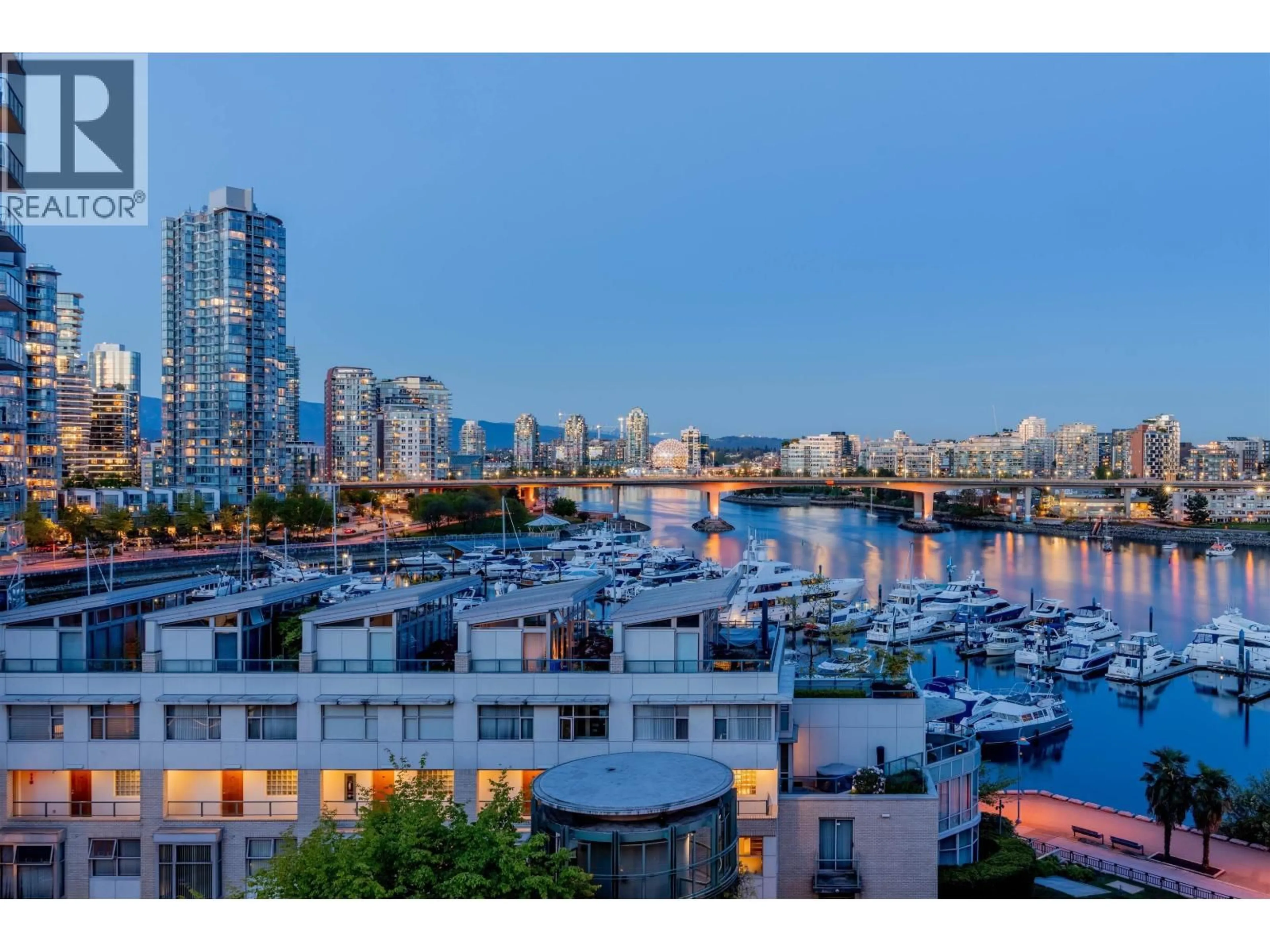 Patio, water/lake/river/ocean view for 906 - 1288 MARINASIDE CRESCENT, Vancouver British Columbia V6Z2W5