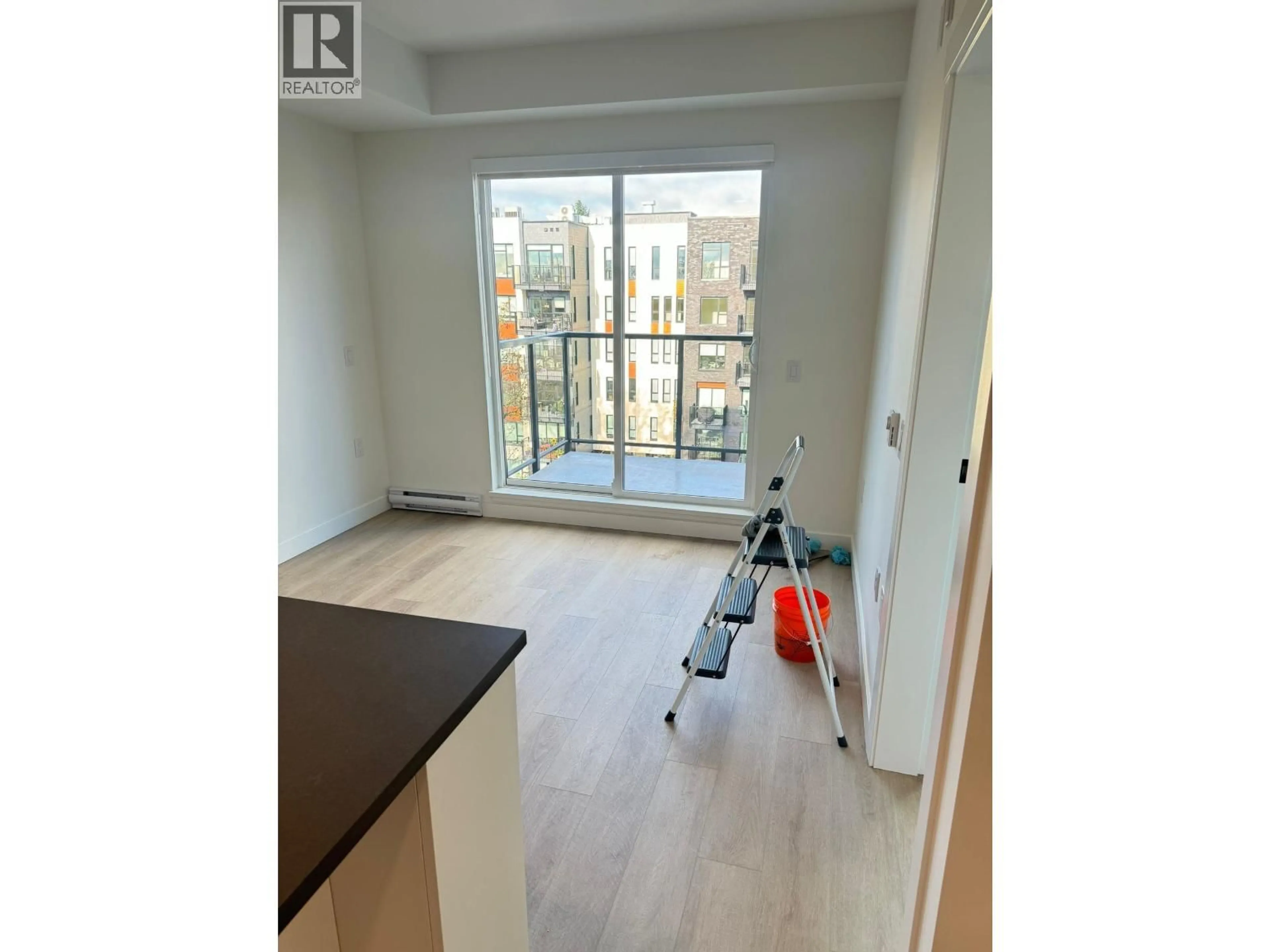 A pic of a room for 504 - 2268 BROADWAY STREET, Vancouver British Columbia V5N1W9