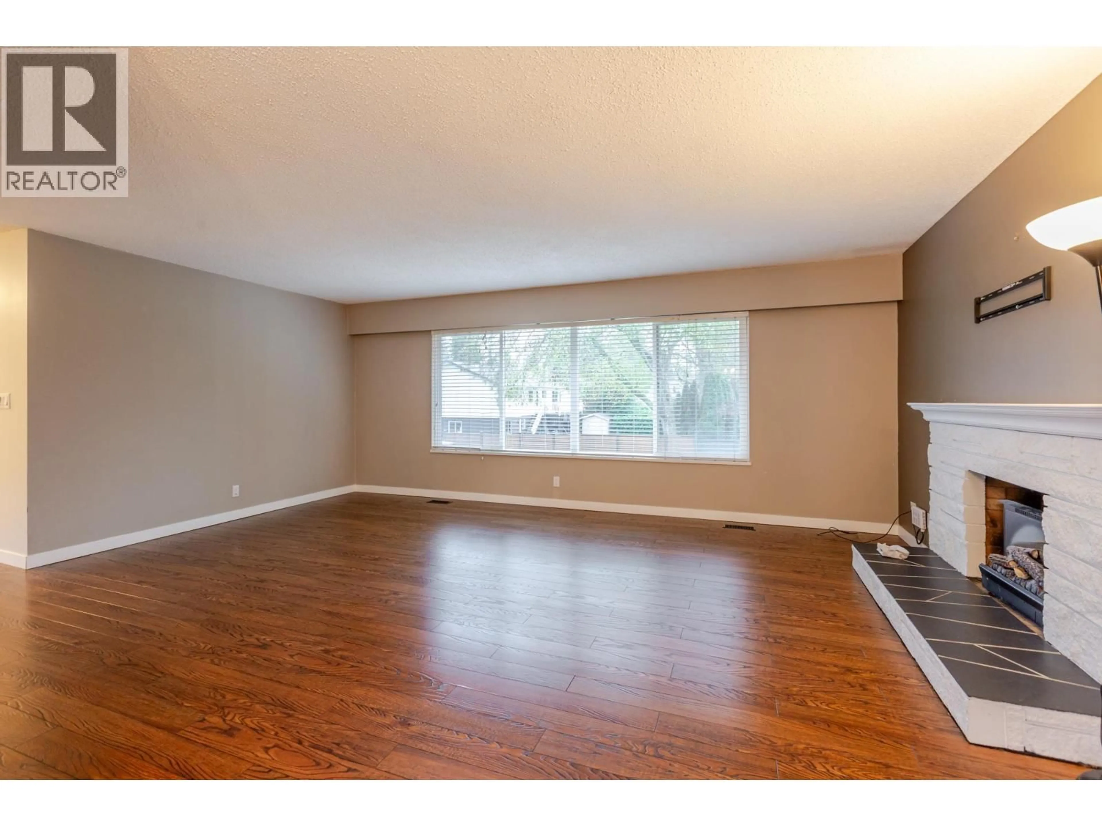 A pic of a room for 80 53A STREET, Delta British Columbia V4M3C4