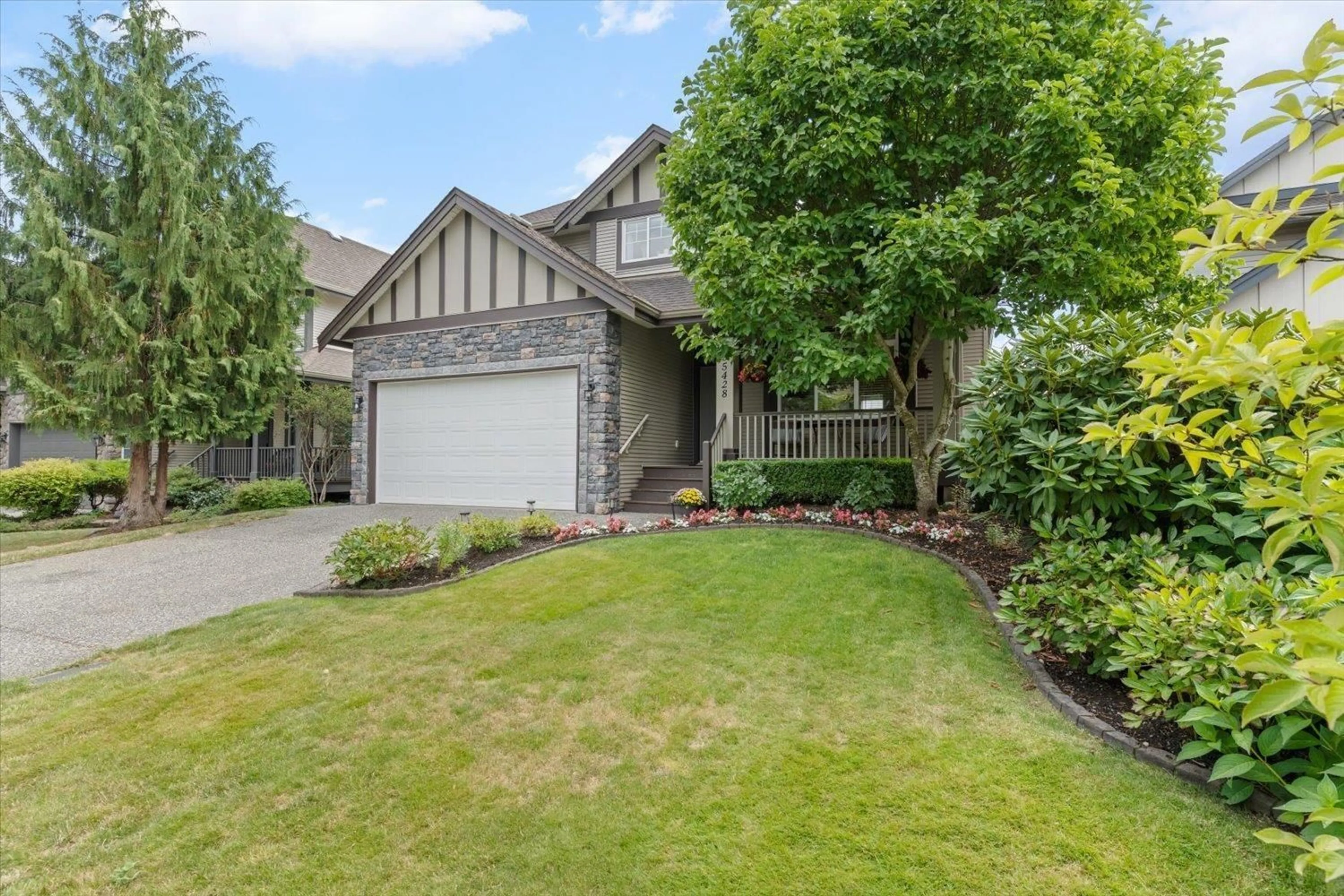 Unknown for 35428 NAKISKA COURT, Abbotsford British Columbia V3G1J6