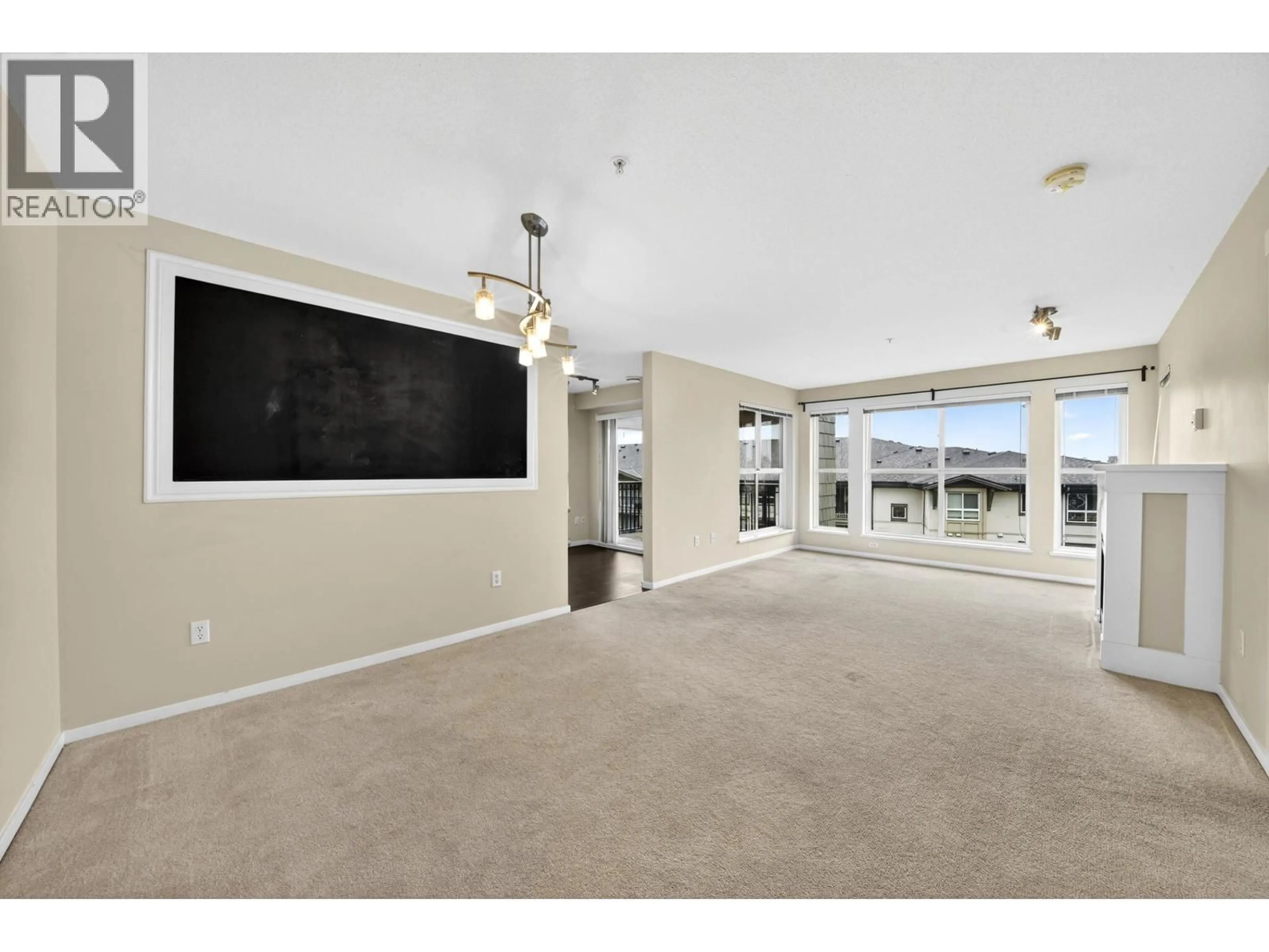 Unknown for 415 - 3050 DAYANEE SPRINGS BOULEVARD, Coquitlam British Columbia V3E0A2