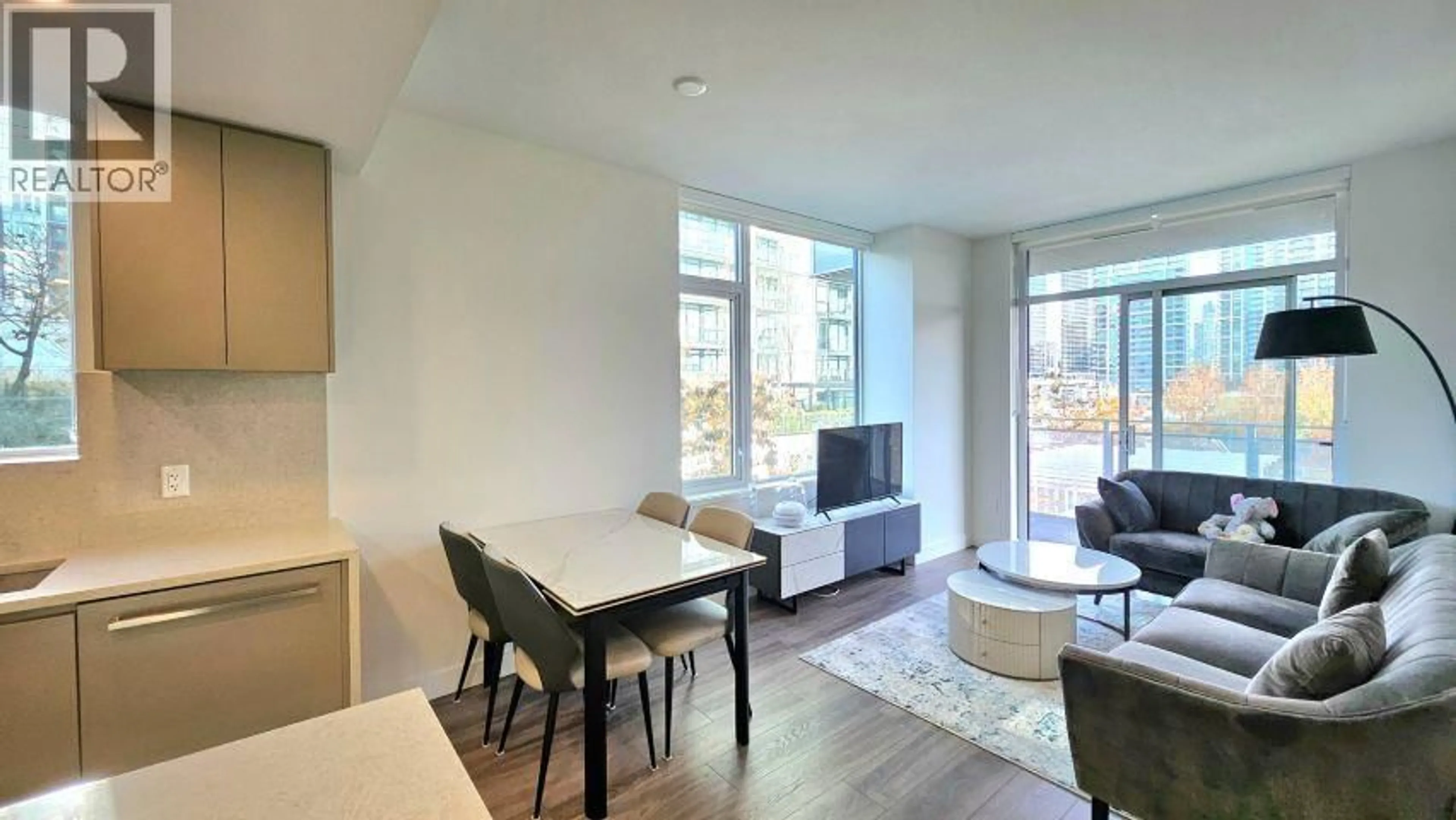 Unknown for 301 - 4433 ALASKA STREET, Burnaby British Columbia V5C0N3