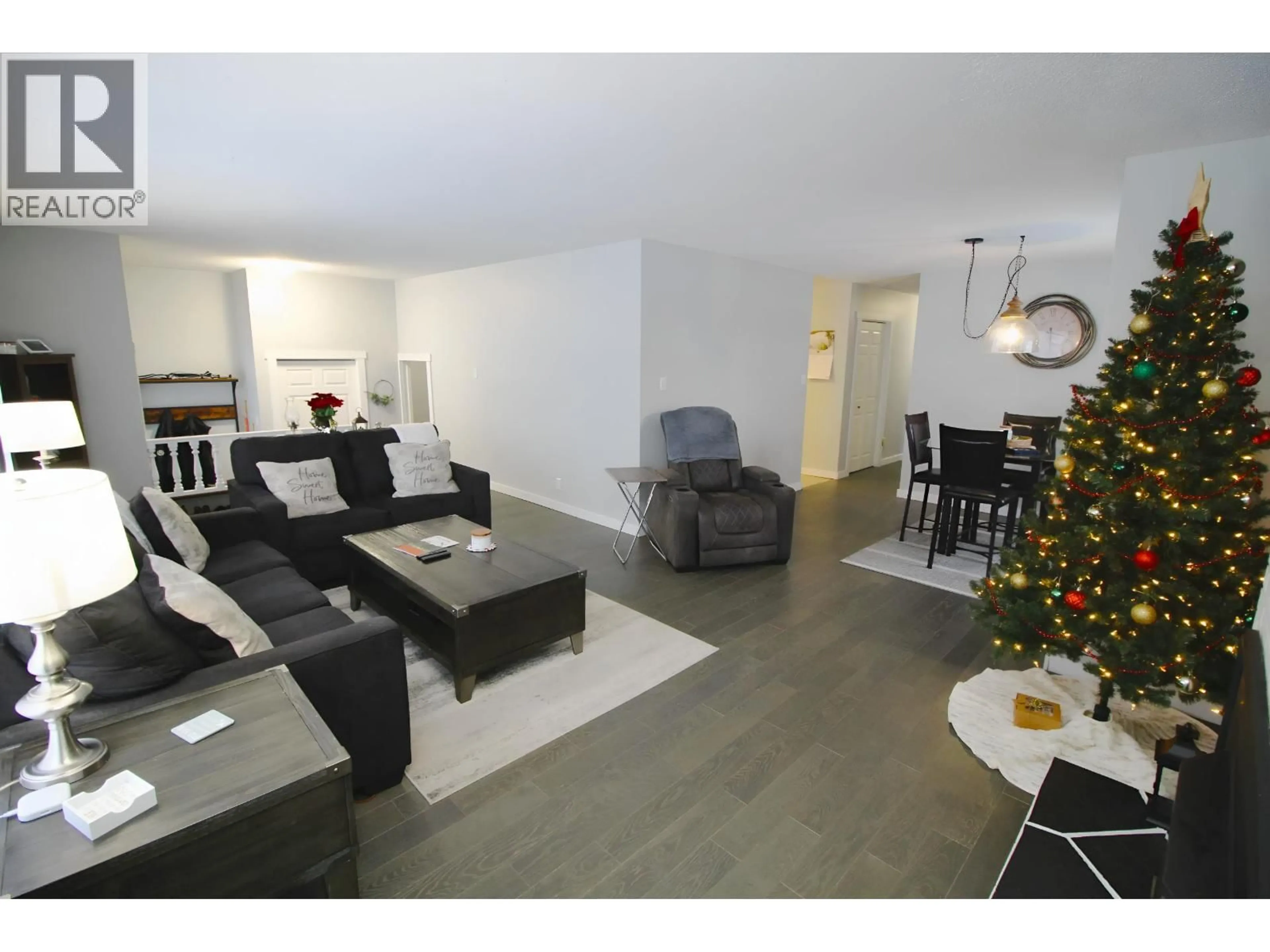 Living room with furniture, unknown for 3313 PARISH ROAD, Houston British Columbia V0J1Z0