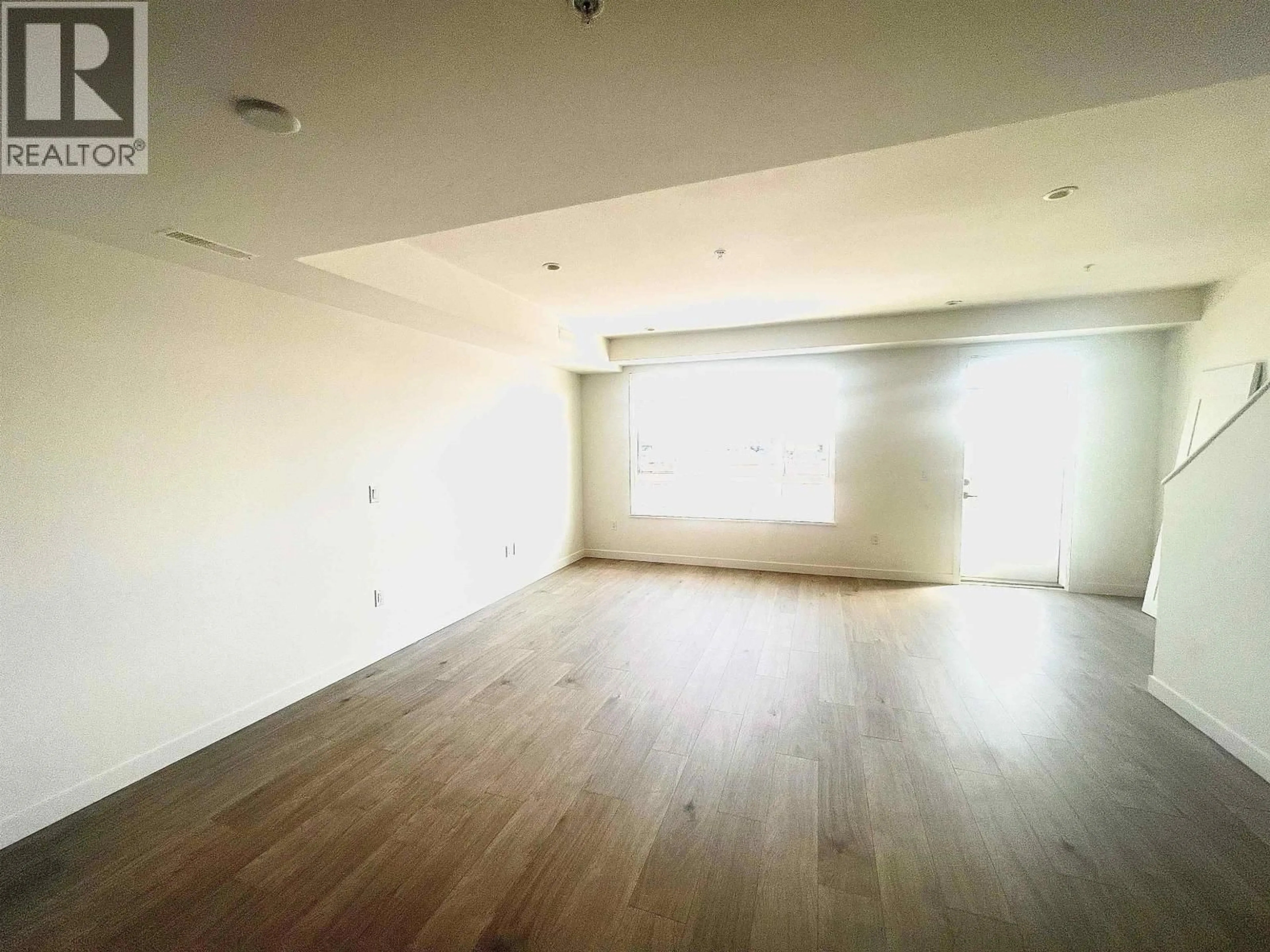 A pic of a room for SL7 - 10333 RIVER DRIVE, Richmond British Columbia V6X0X4