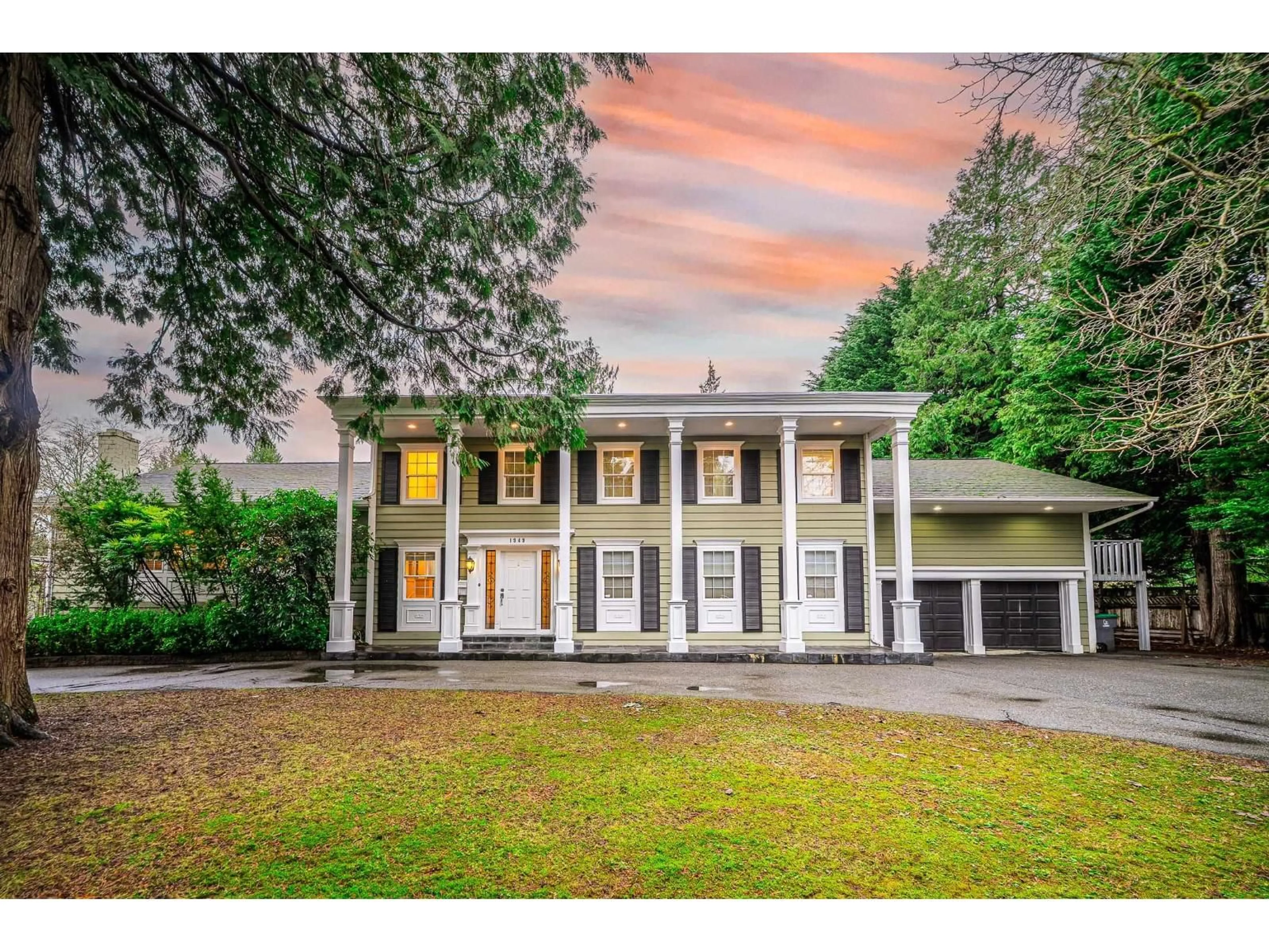 Unknown for 1949 134 STREET, Surrey British Columbia V4A4C5