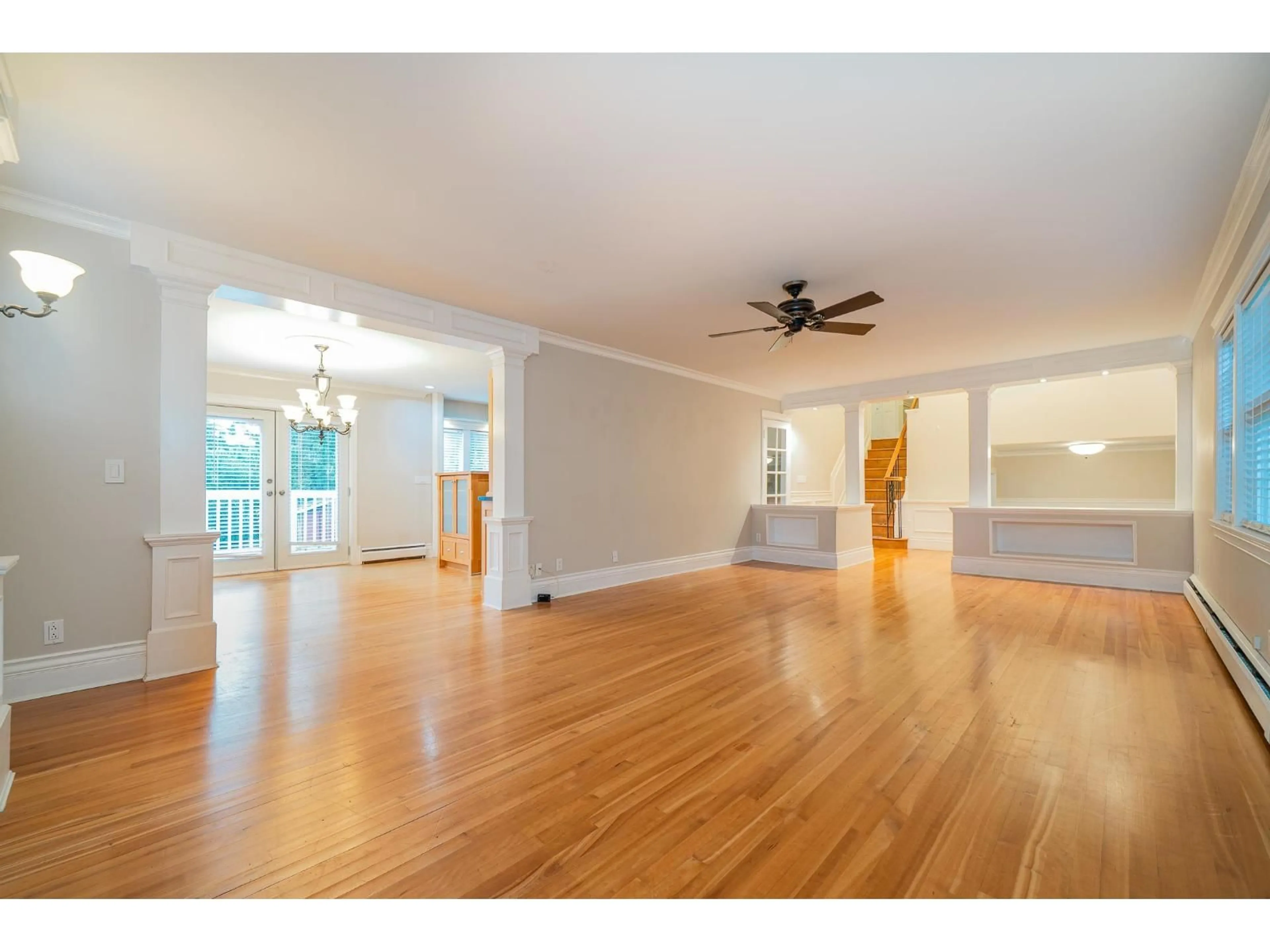 Unknown for 1949 134 STREET, Surrey British Columbia V4A4C5