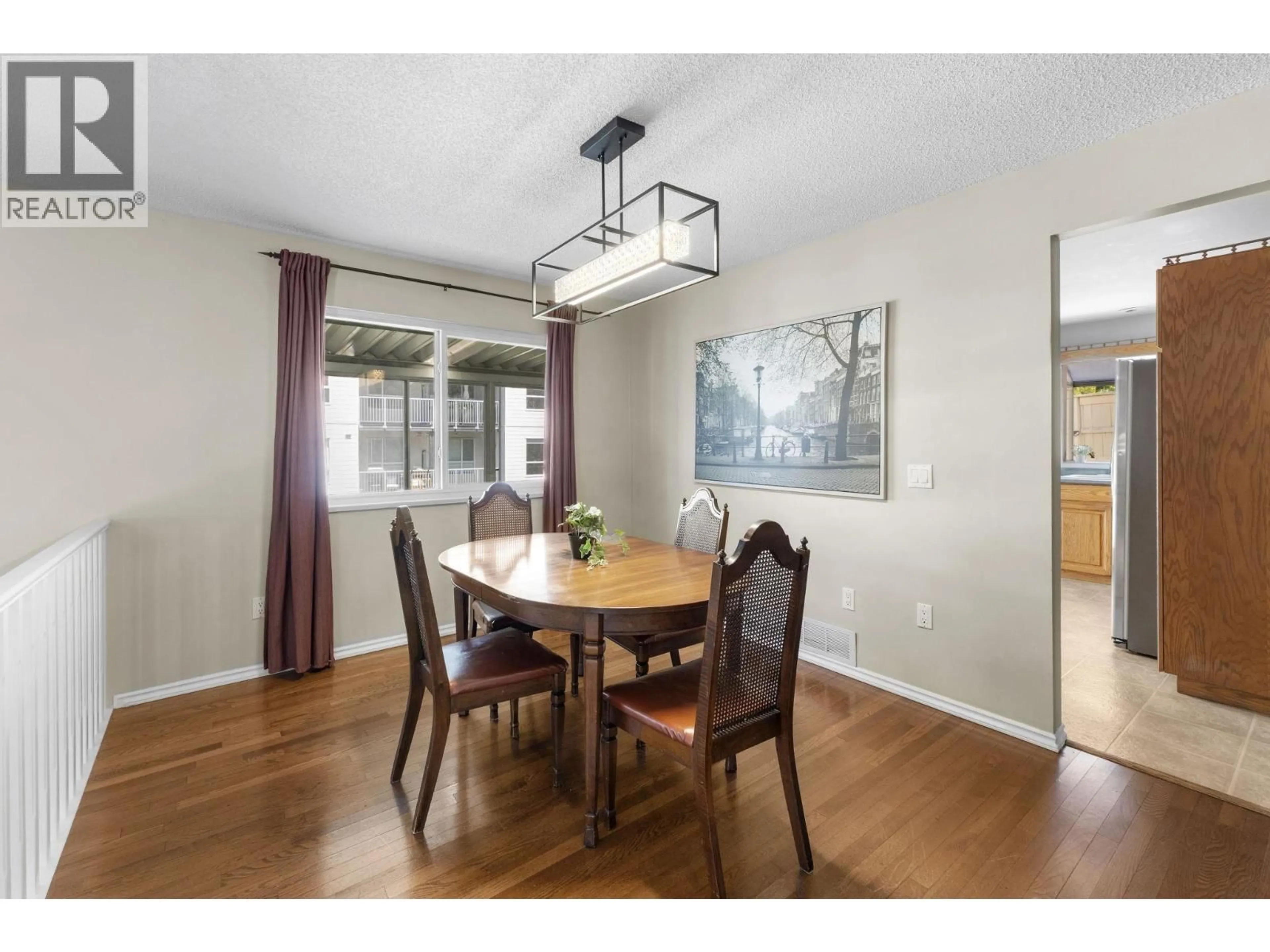 Dining room, wood/laminate floor for 171 EDWARD CRESCENT, Port Moody British Columbia V3H3J8