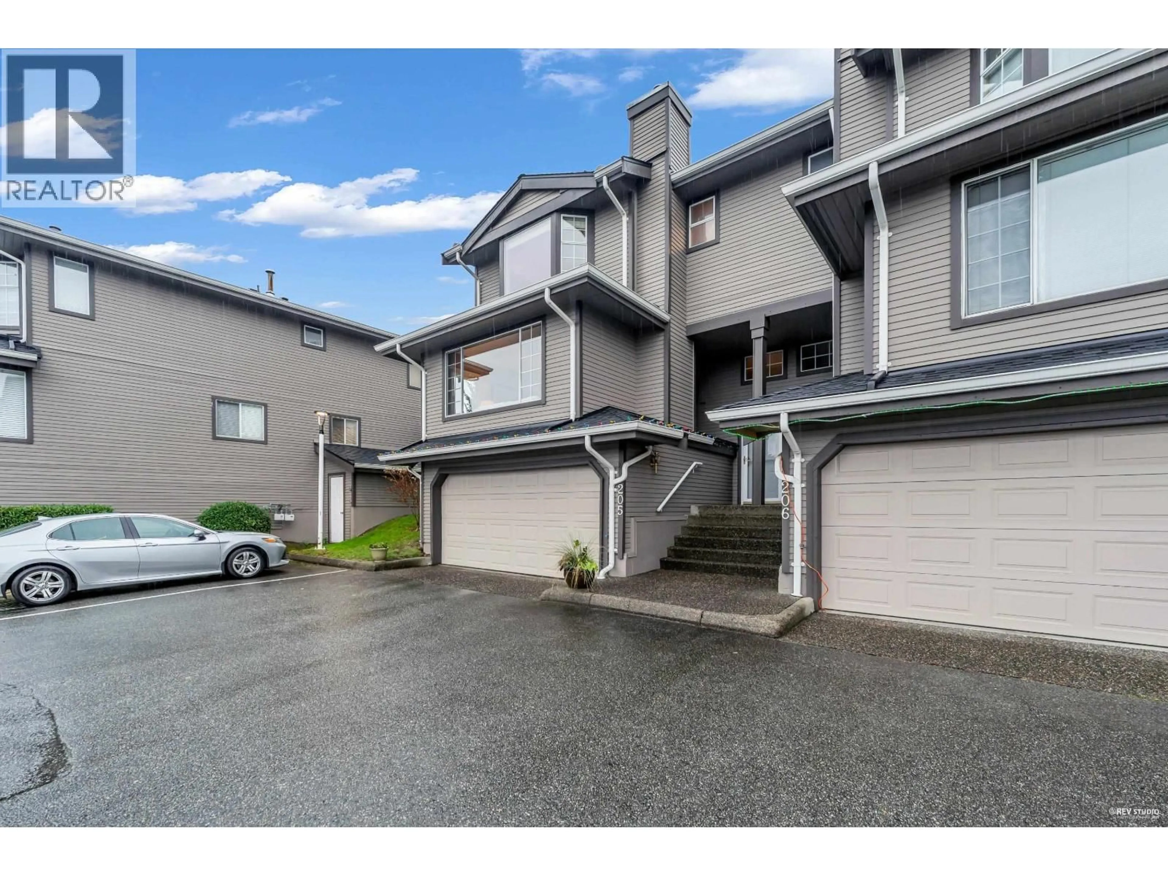 Unknown for 205 - 1140 CASTLE CRESCENT, Port Coquitlam British Columbia V3C5R6