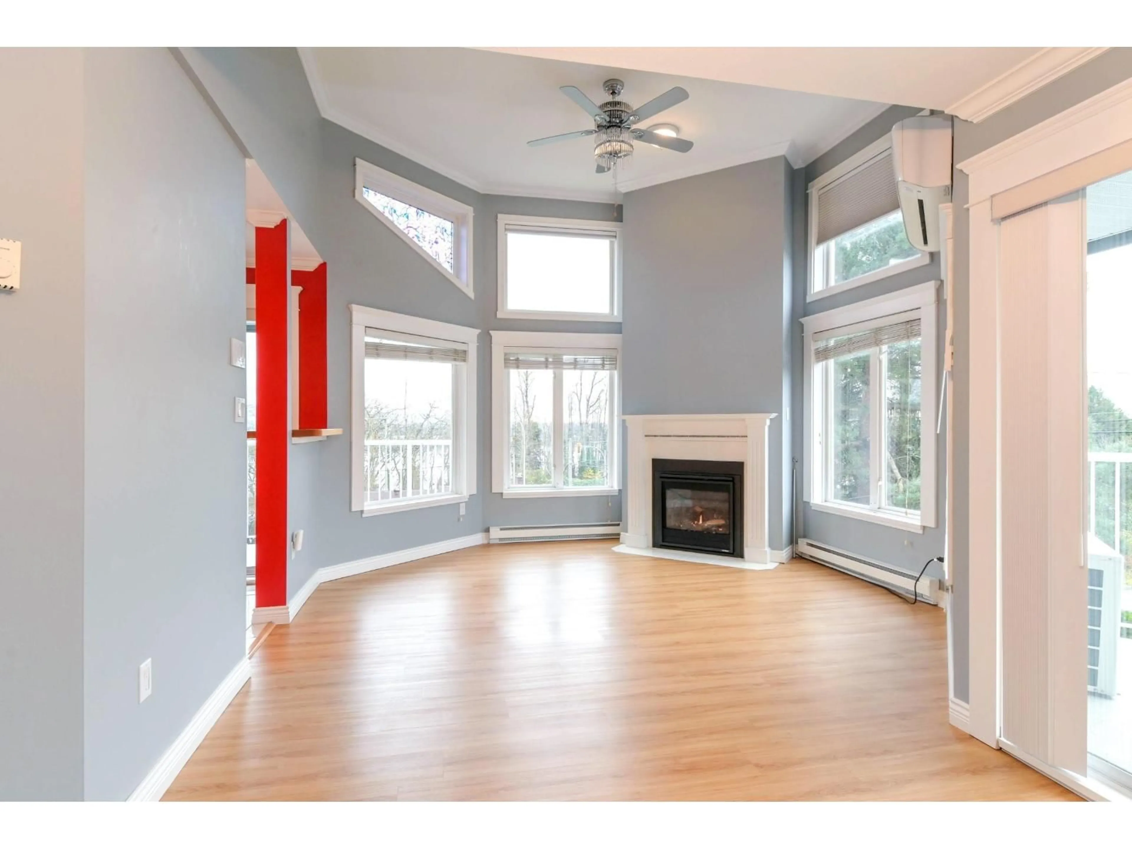 Unknown for 306 - 32669 2 AVENUE, Mission British Columbia V2V6Z4