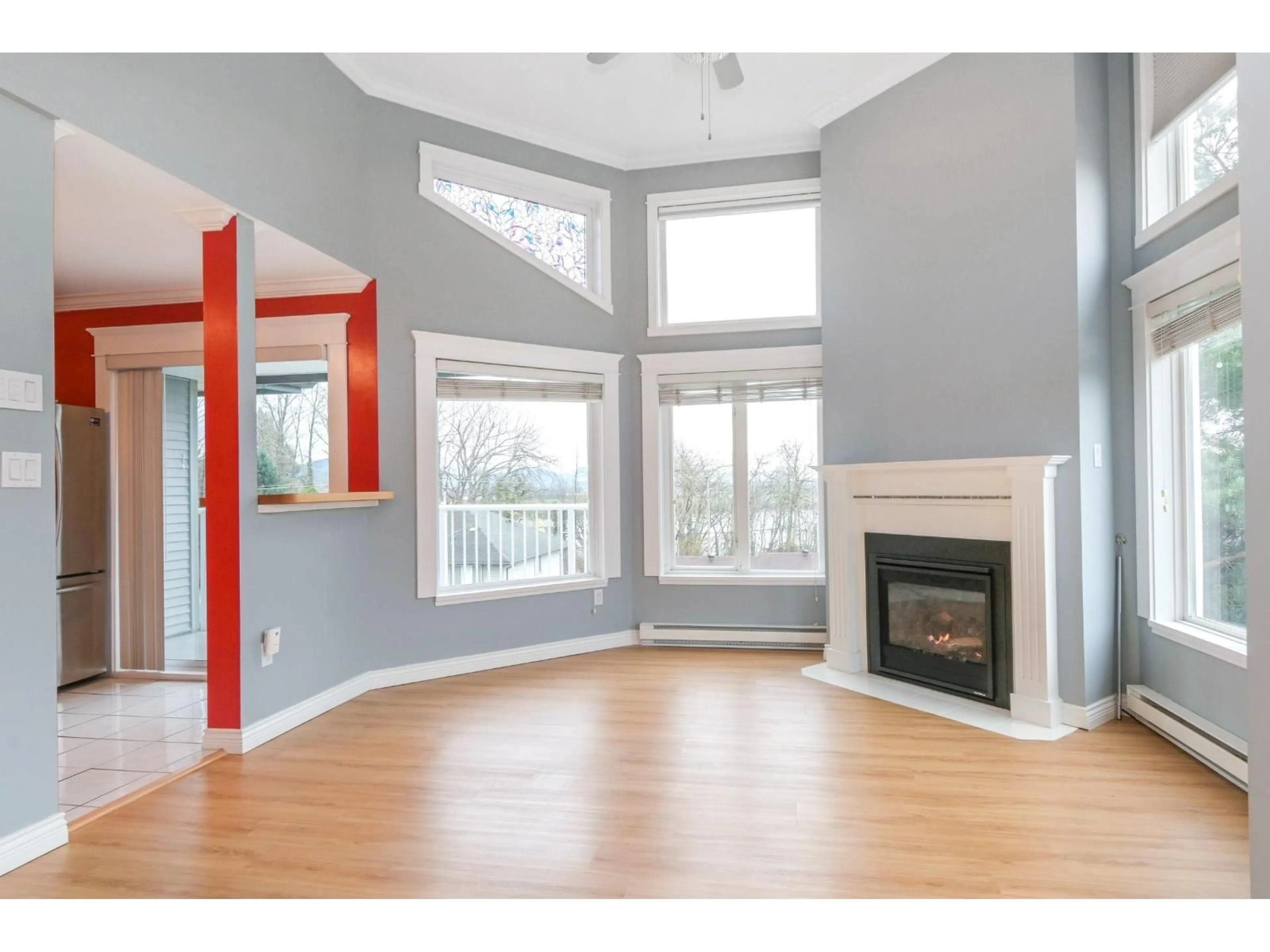 Unknown for 306 - 32669 2 AVENUE, Mission British Columbia V2V6Z4