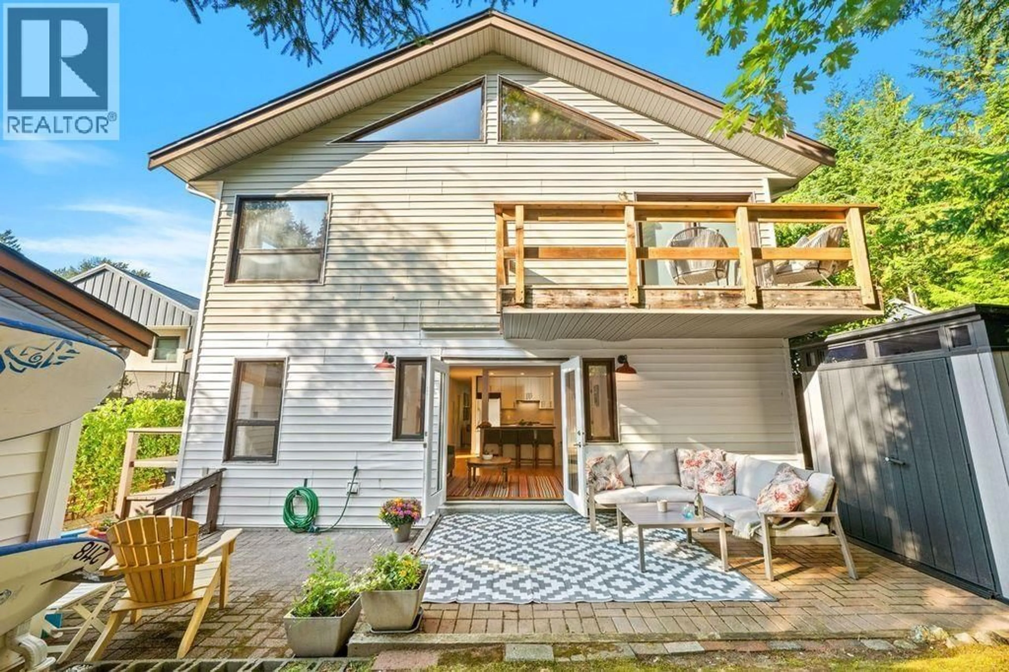 Unknown for 4565 COVE CLIFF ROAD, North Vancouver British Columbia V7G1H7