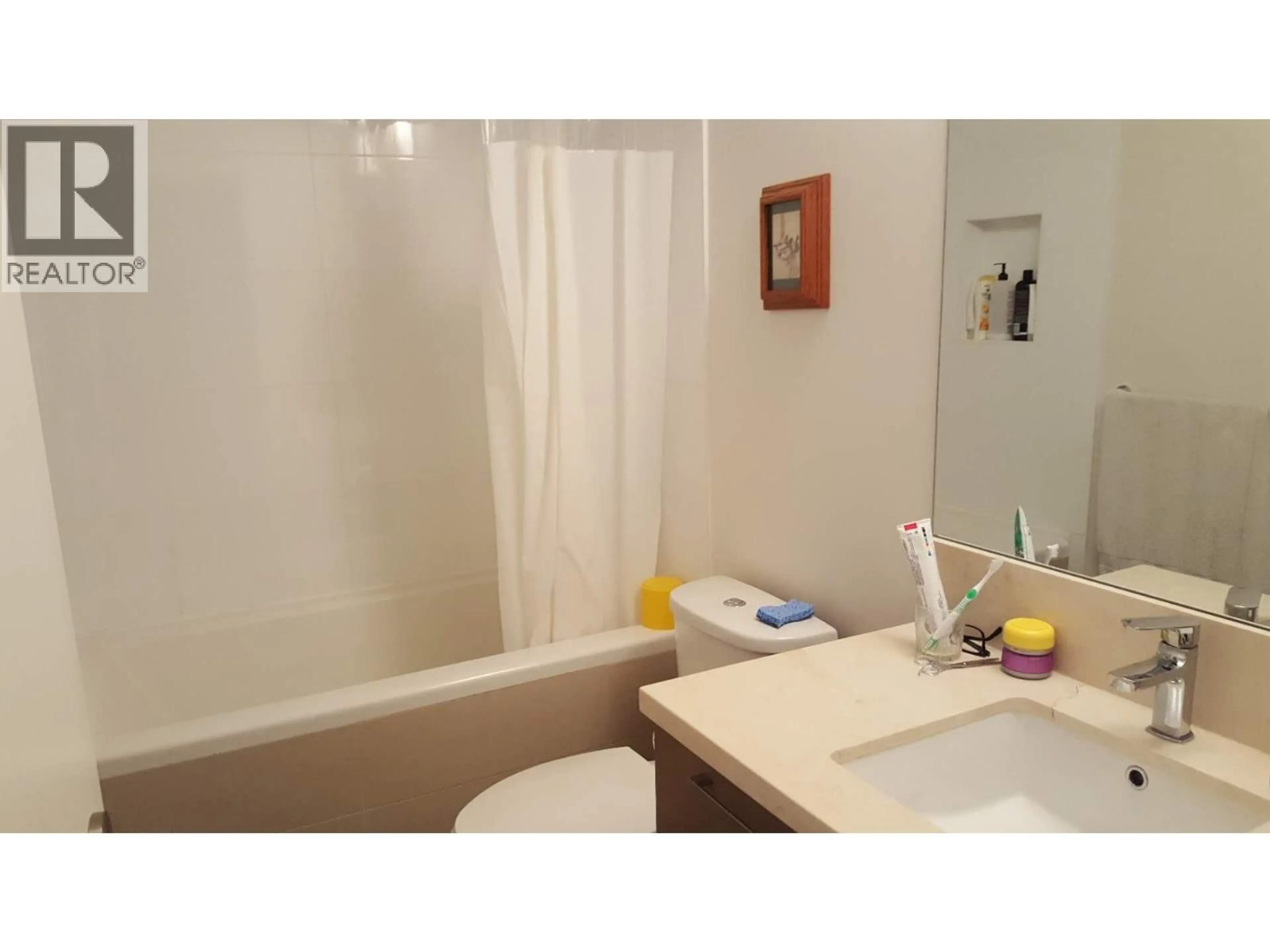 Standard bathroom, unknown for 501 - 3080 LINCOLN AVENUE, Coquitlam British Columbia V3B0L9