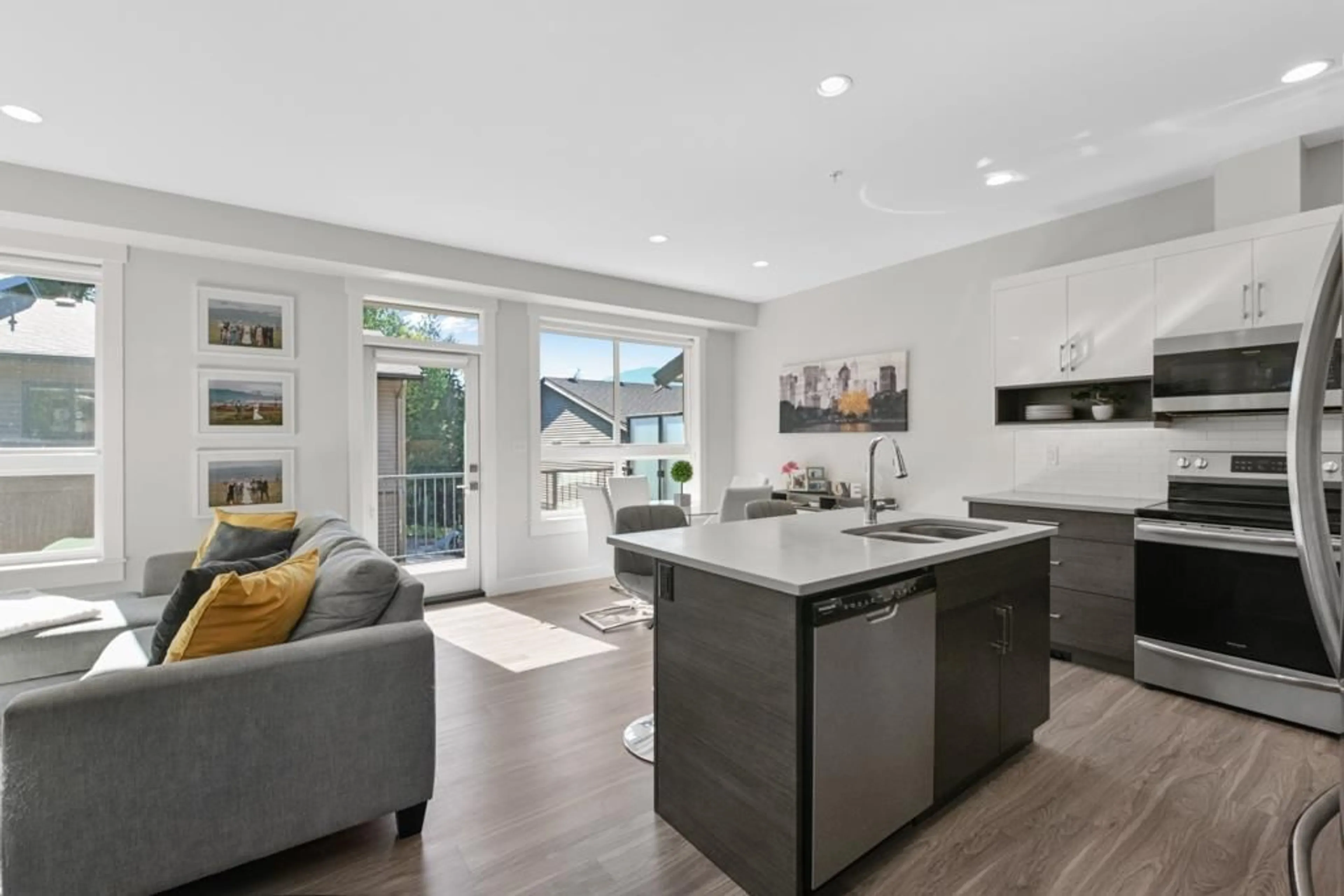 Open concept kitchen, unknown for 8 - 43680 CHILLIWACK MOUNTAIN ROAD, Chilliwack British Columbia V2R6A6