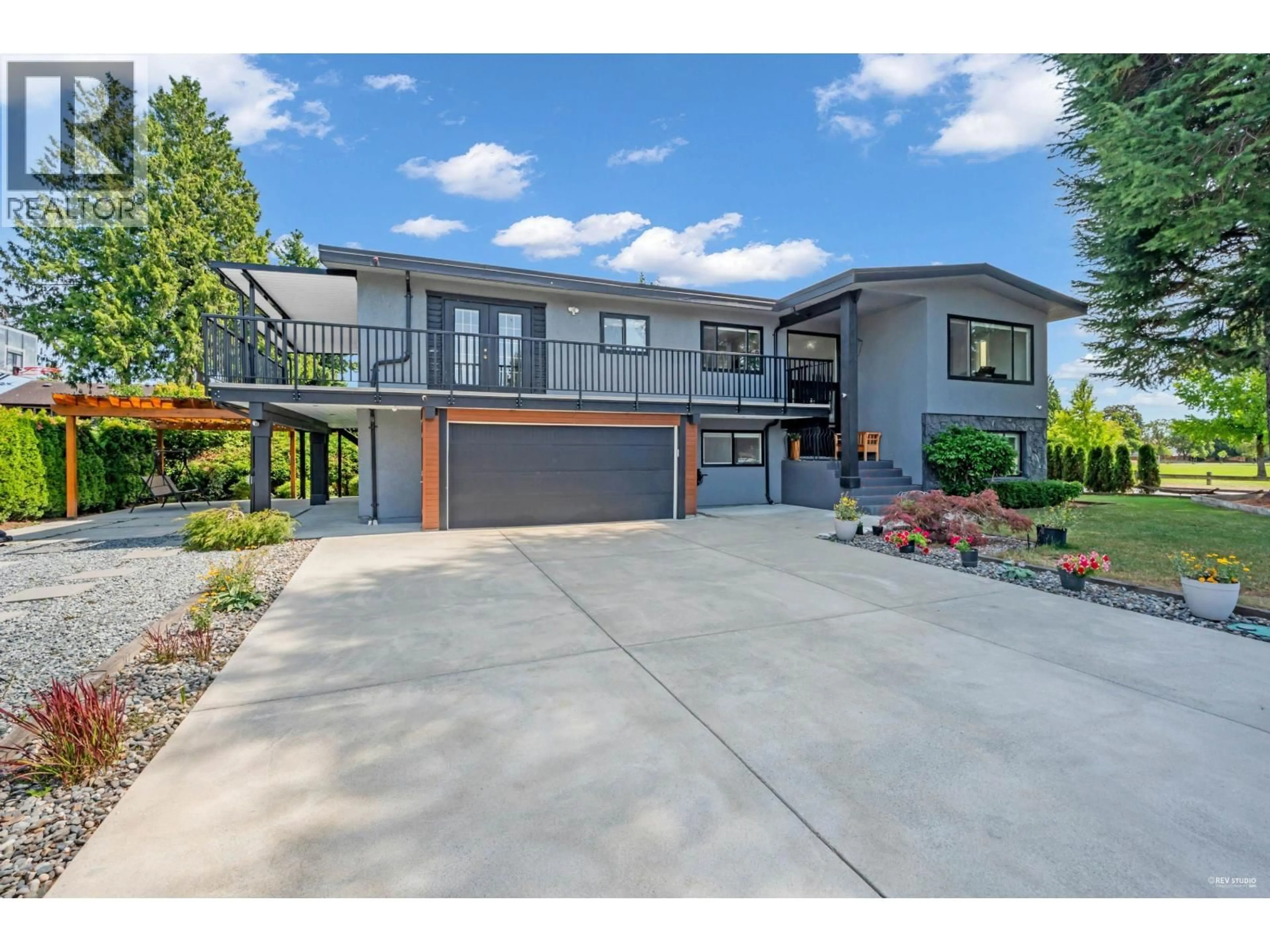 A pic from outside/outdoor area/front of a property/back of a property/a pic from drone, street for 9140 ASH STREET, Richmond British Columbia V7A2T6