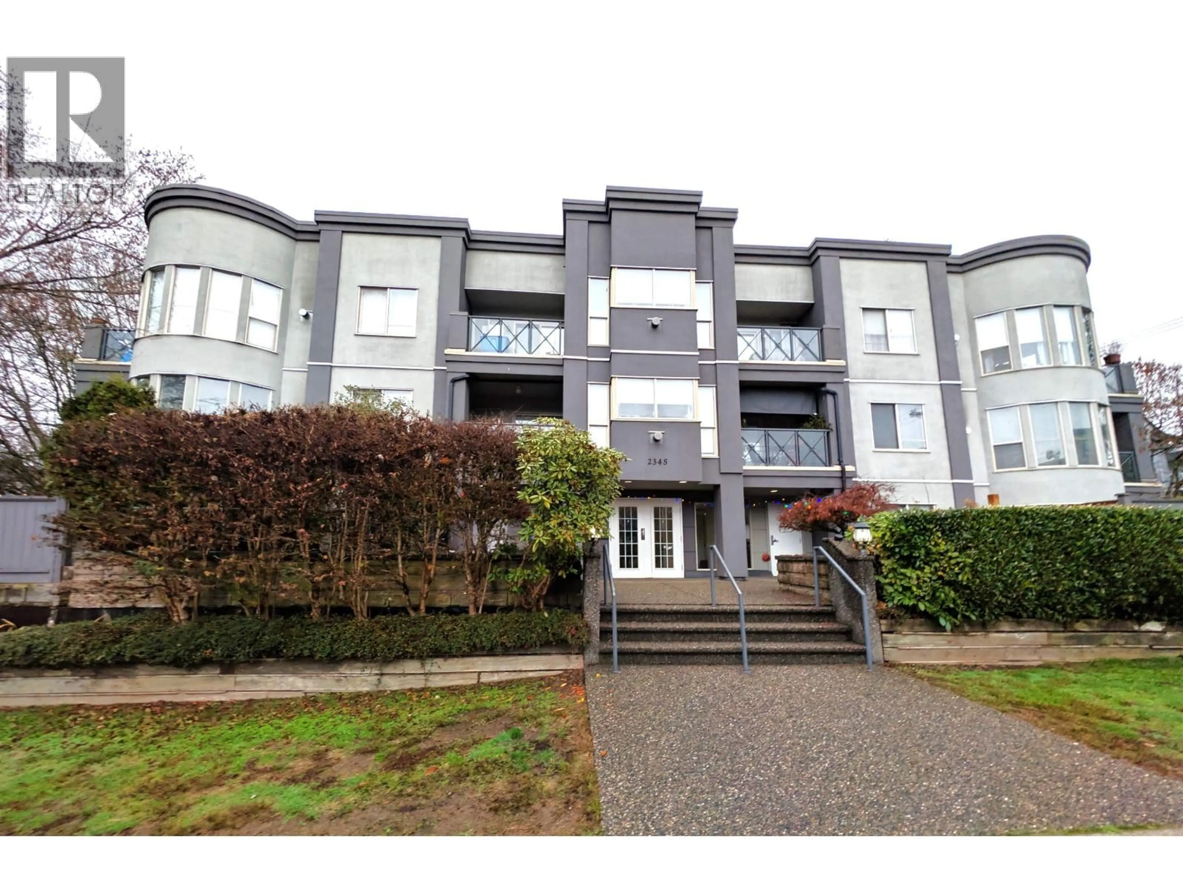 A pic from outside/outdoor area/front of a property/back of a property/a pic from drone, unknown for 105 - 2345 CENTRAL AVENUE, Port Coquitlam British Columbia V3C1V9
