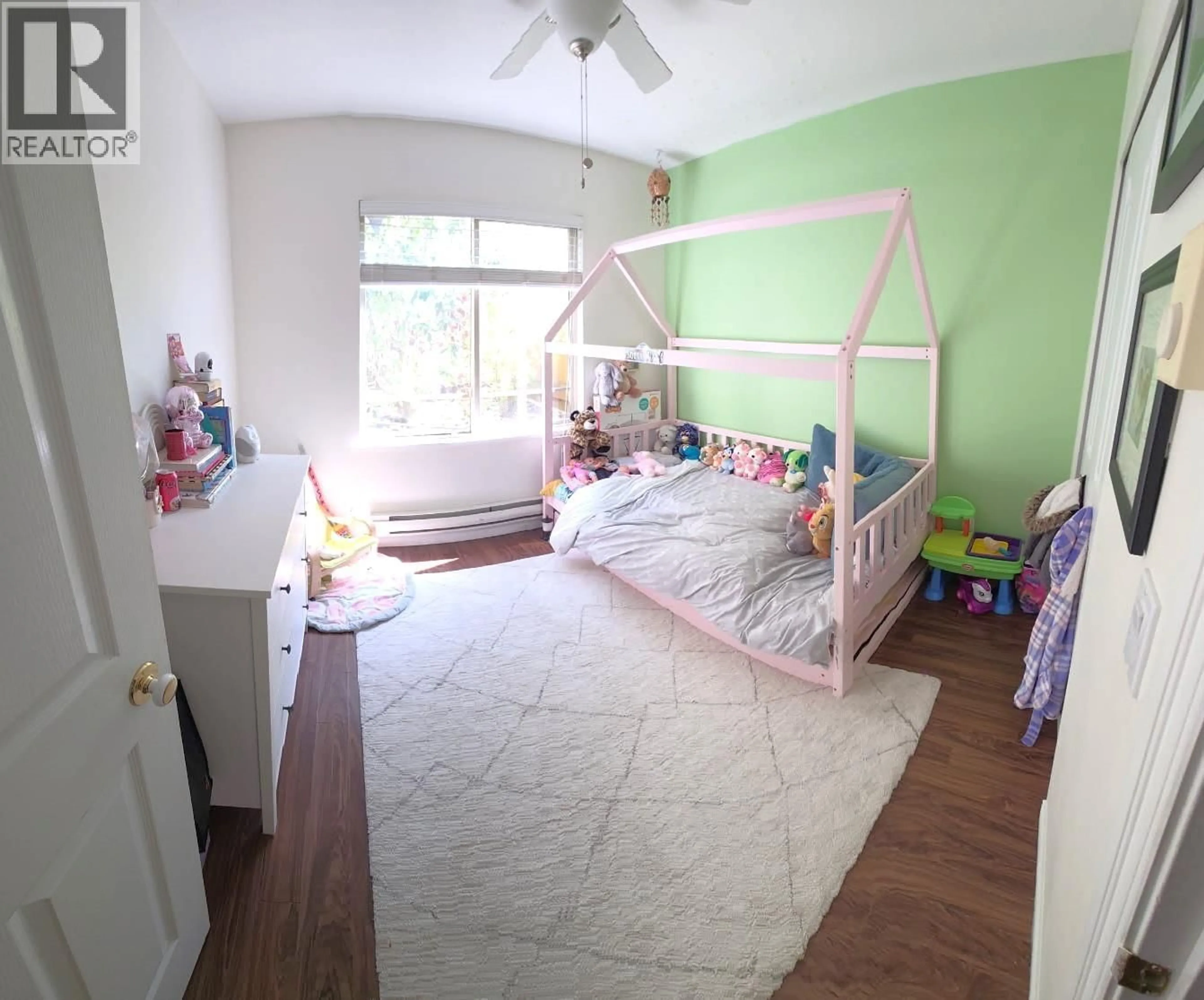 A pic of a room for 105 - 2345 CENTRAL AVENUE, Port Coquitlam British Columbia V3C1V9